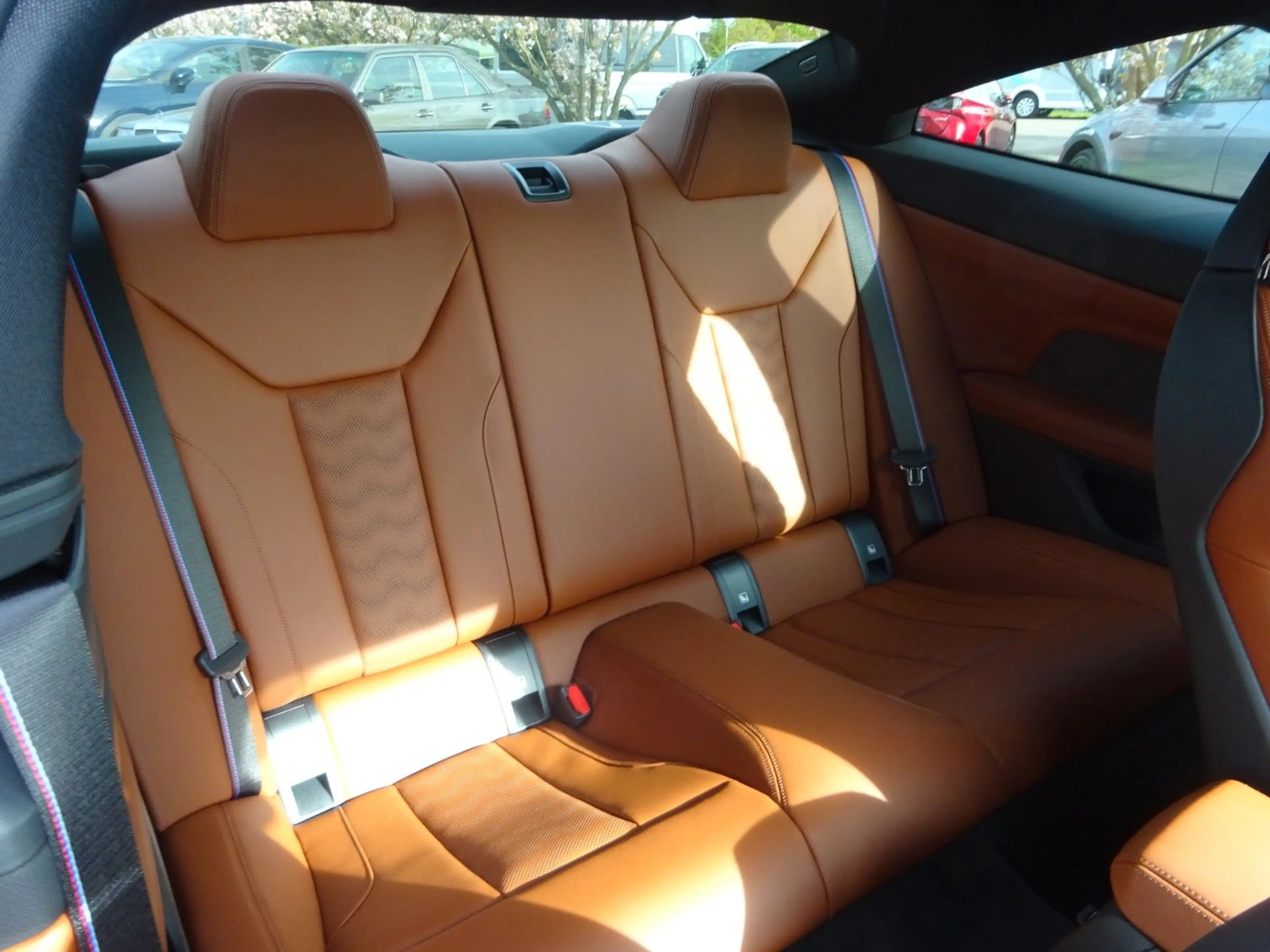 BMW M4 Coupe M xDrive Competition — photo 11