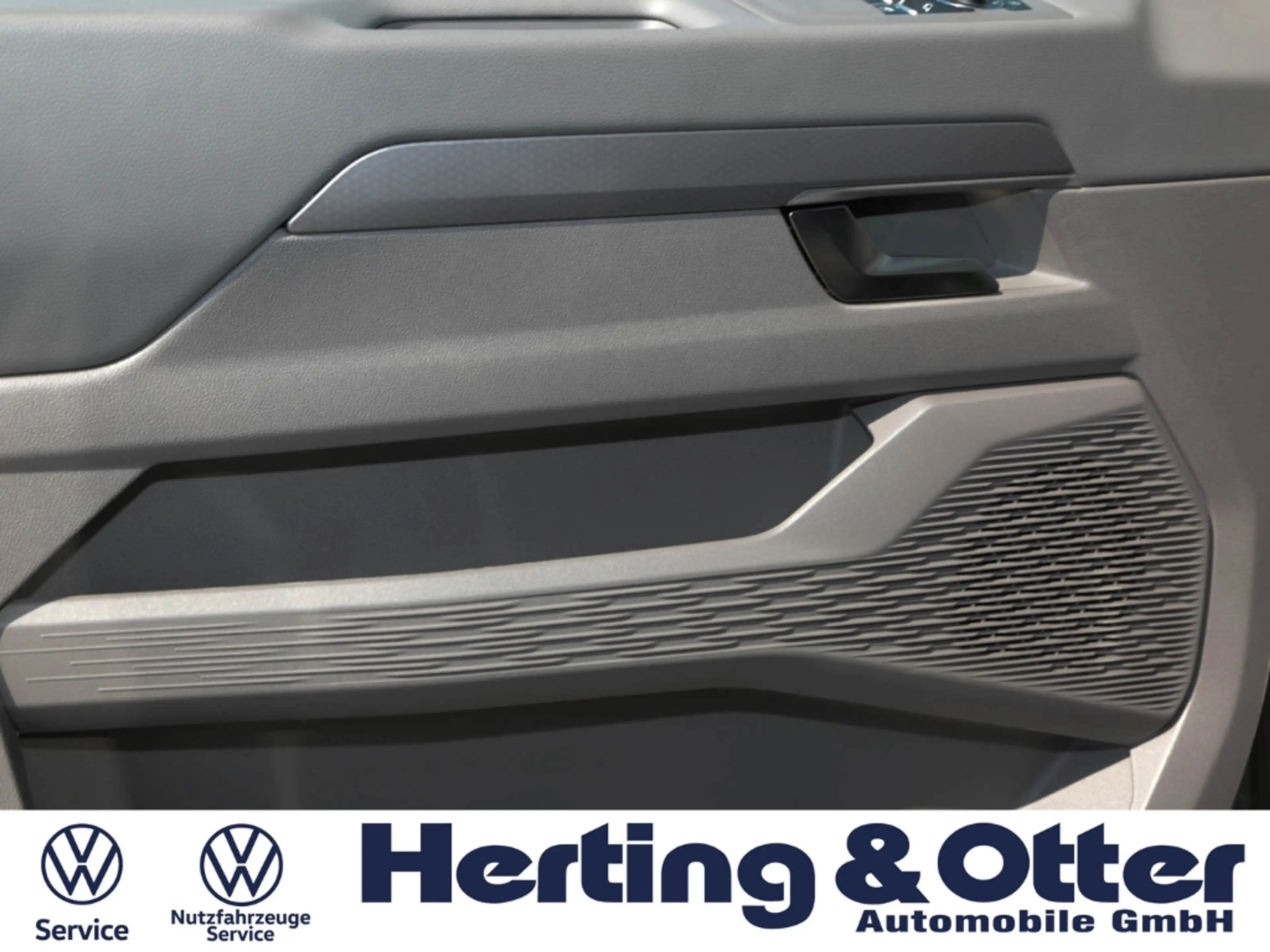 Volkswagen T7 Caravelle Style AHK ACC LED Kamera APP StandHZG Navi SHZ Key — photo 14