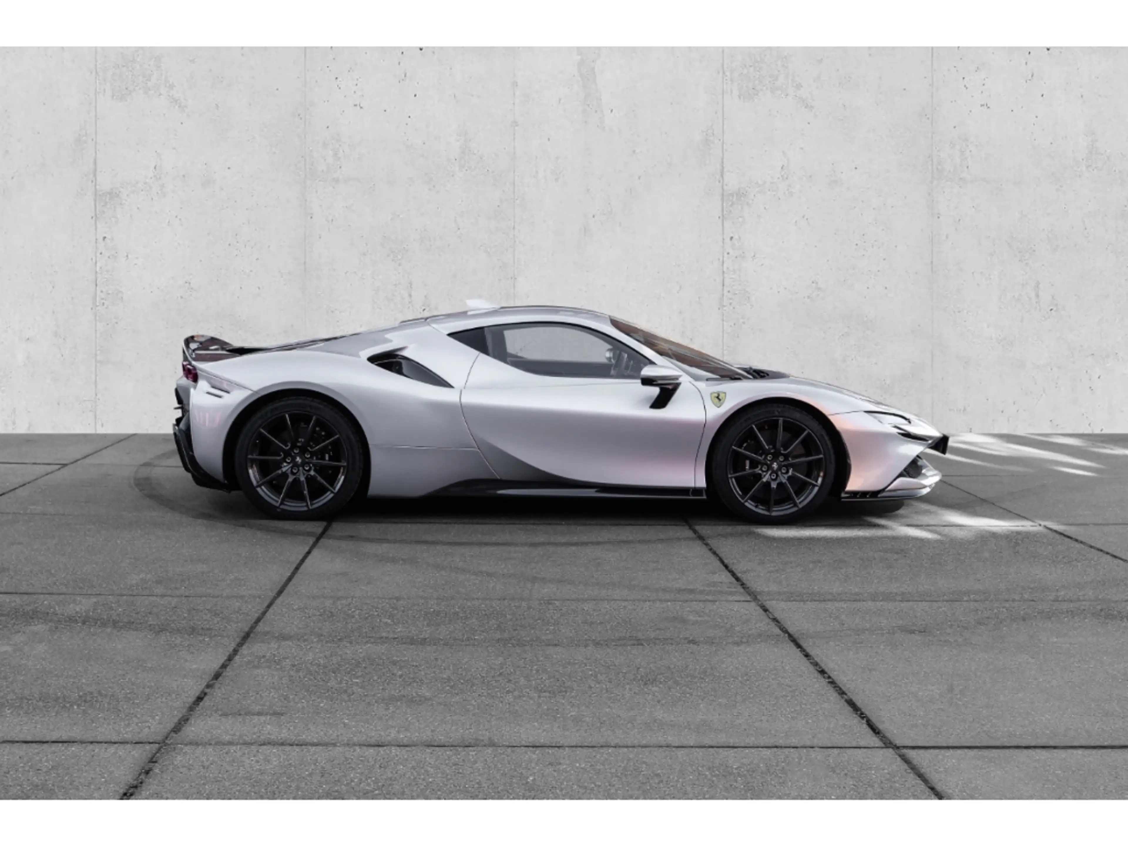 Ferrari SF90 Stradale *Carbon-Felge*Racingsitze*Assetto-Fiorano* — photo 7