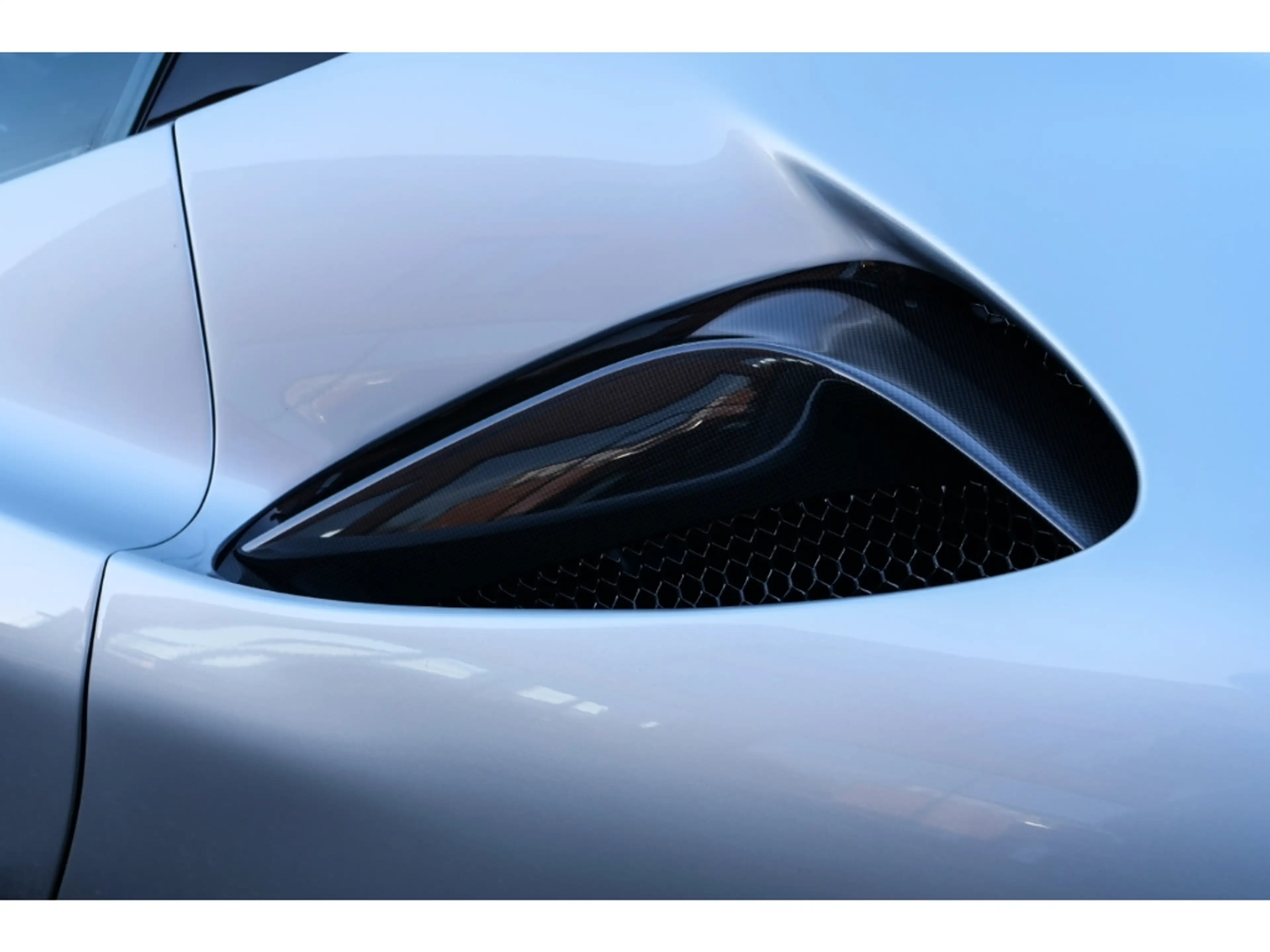 Ferrari SF90 Stradale *Carbon-Felge*Racingsitze*Assetto-Fiorano* — photo 15