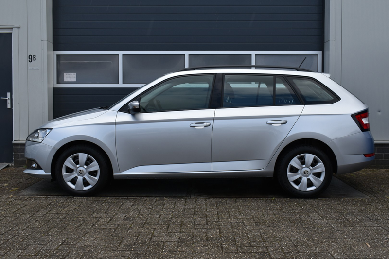Skoda Fabia Combi 1.0 Active — photo 2