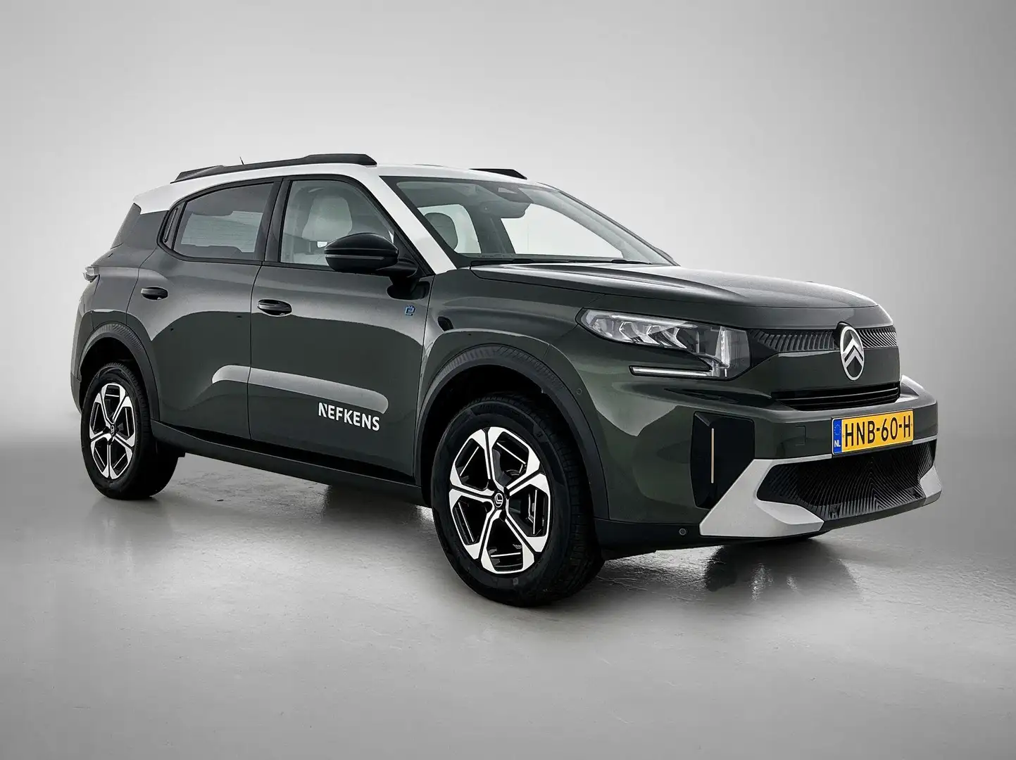 Citroen C3 Aircross 1.2 Turbo 100pk Plus Groen - 2