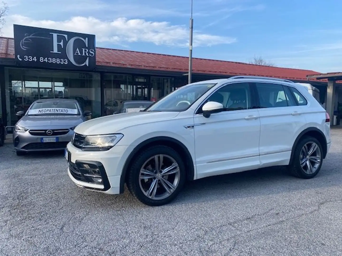 Volkswagen Tiguan 2.0 TDI SPORT R-LINE 150CV DSG - 24 MESI GARANZIA Wit - 1