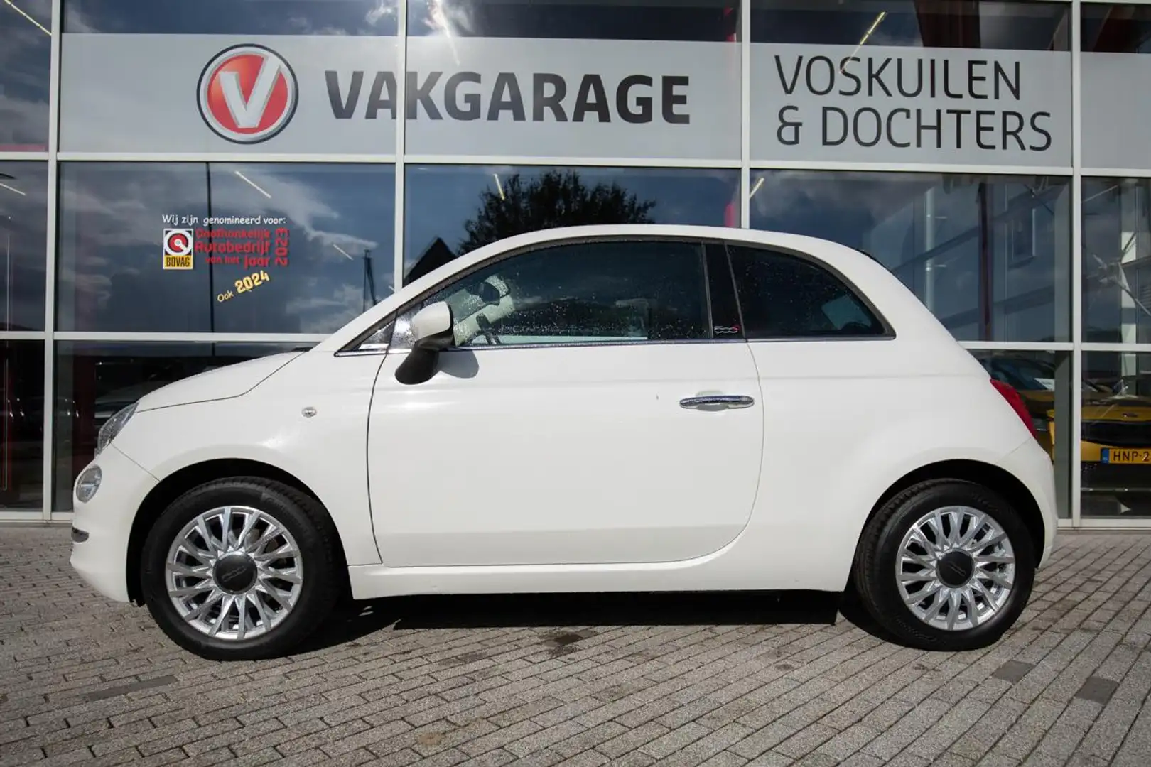 Fiat 500C 0.9 TwinAir Turbo Lounge Cabrio | Navigatie Wit - 2