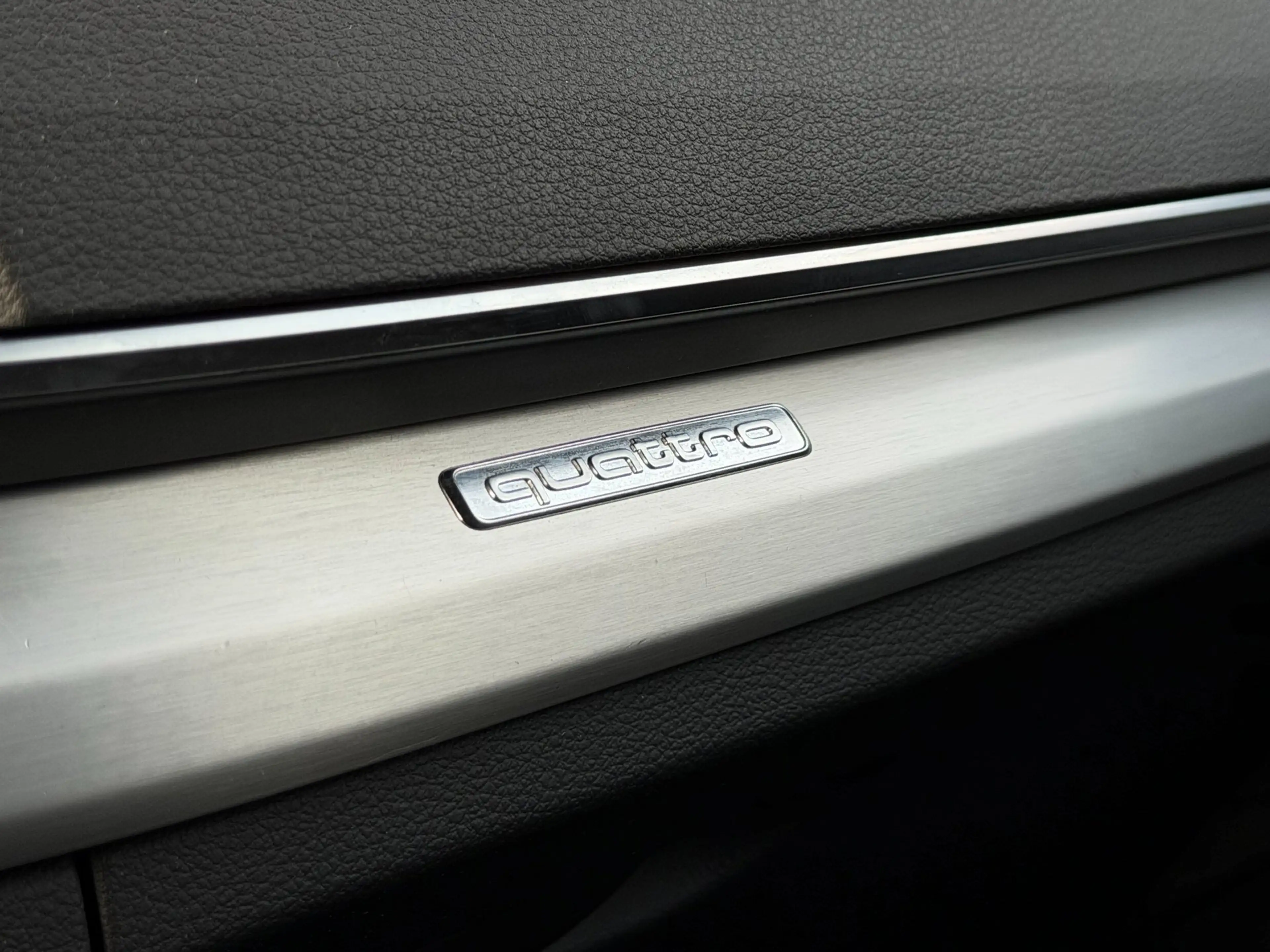 Audi Q5 Sportback 50 TFSI e S-Line Competition SQ5 | 1E EI — photo 31