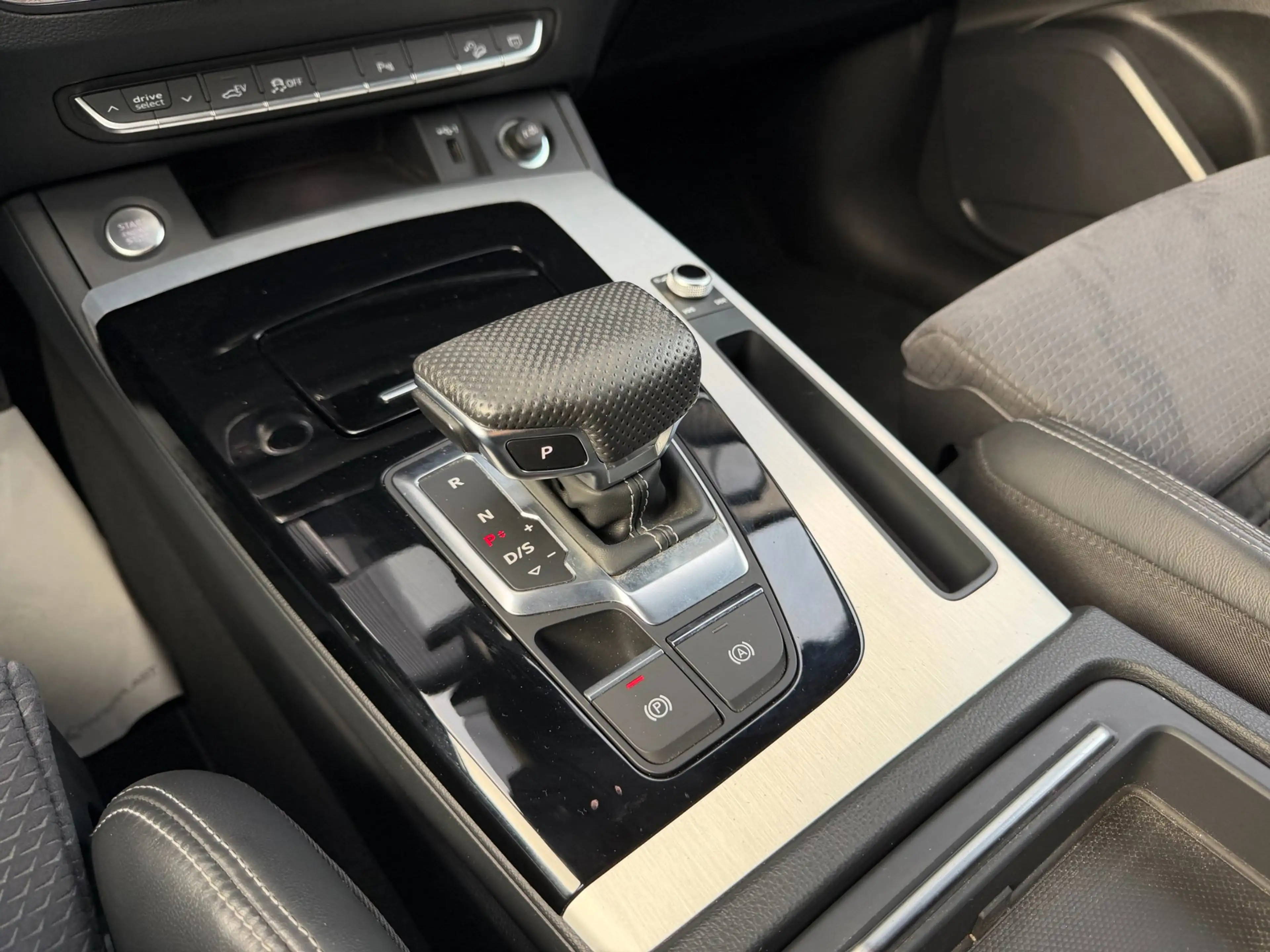 Audi Q5 Sportback 50 TFSI e S-Line Competition SQ5 | 1E EI — photo 29
