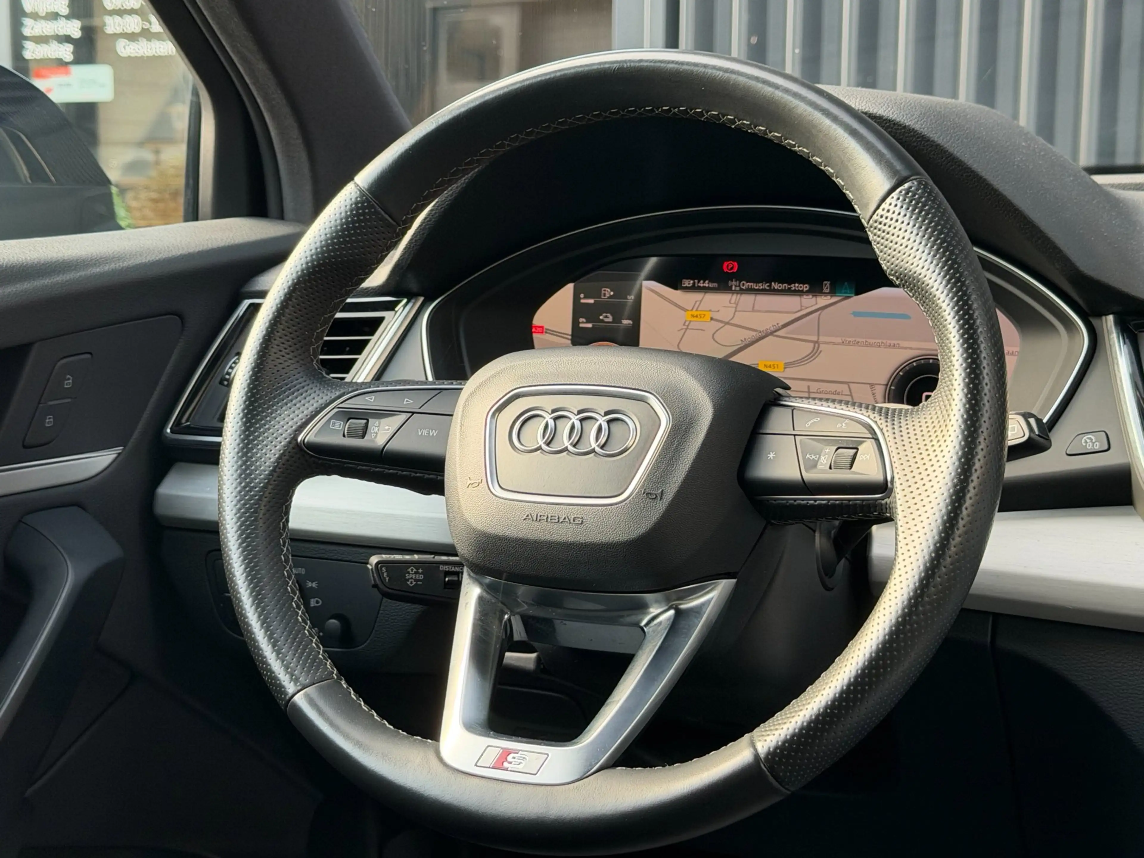 Audi Q5 Sportback 50 TFSI e S-Line Competition SQ5 | 1E EI — photo 16