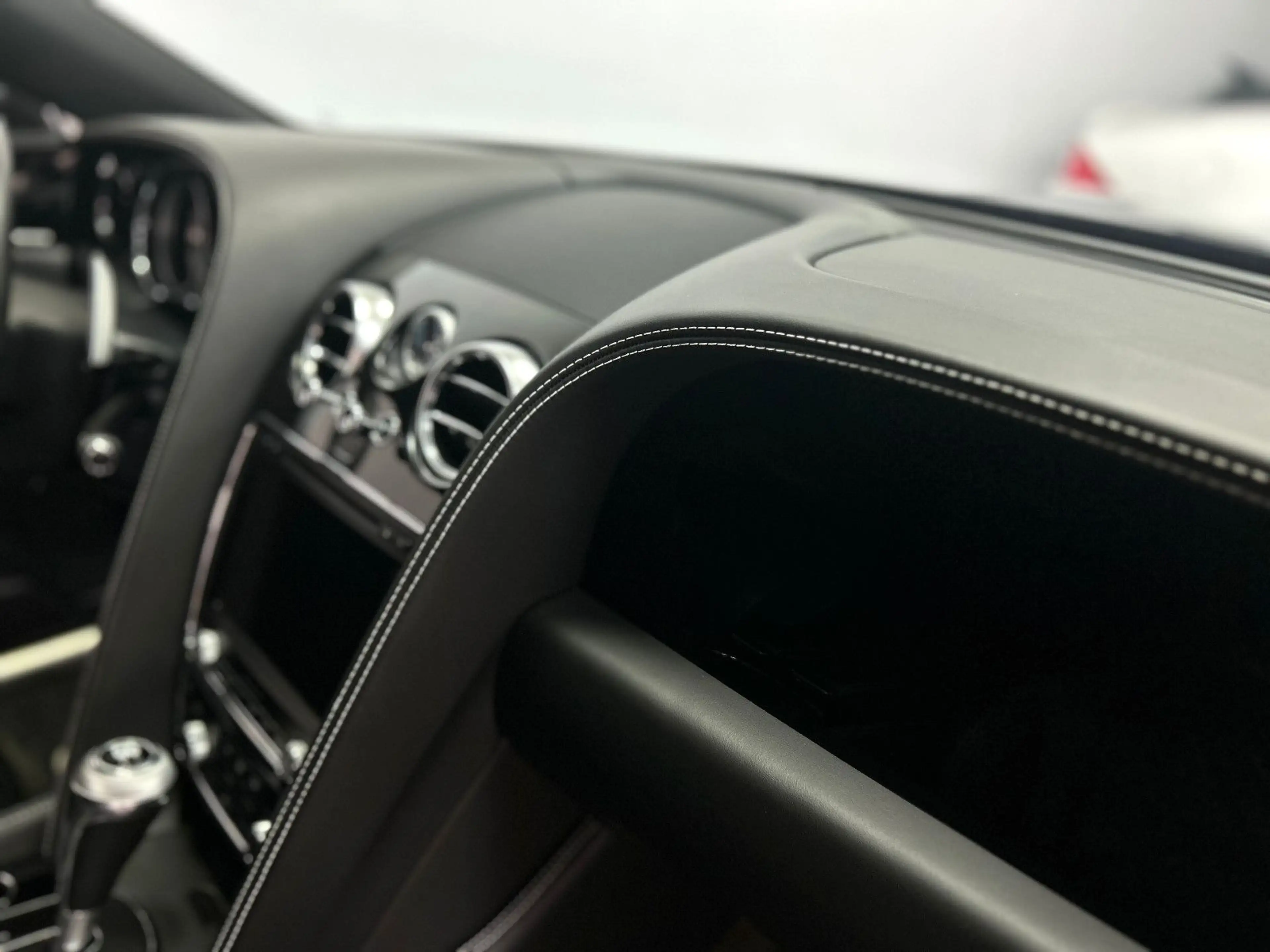 Bentley Flying Spur 4.0 V8 | Deutsches Fzg. - All Black! — photo 24