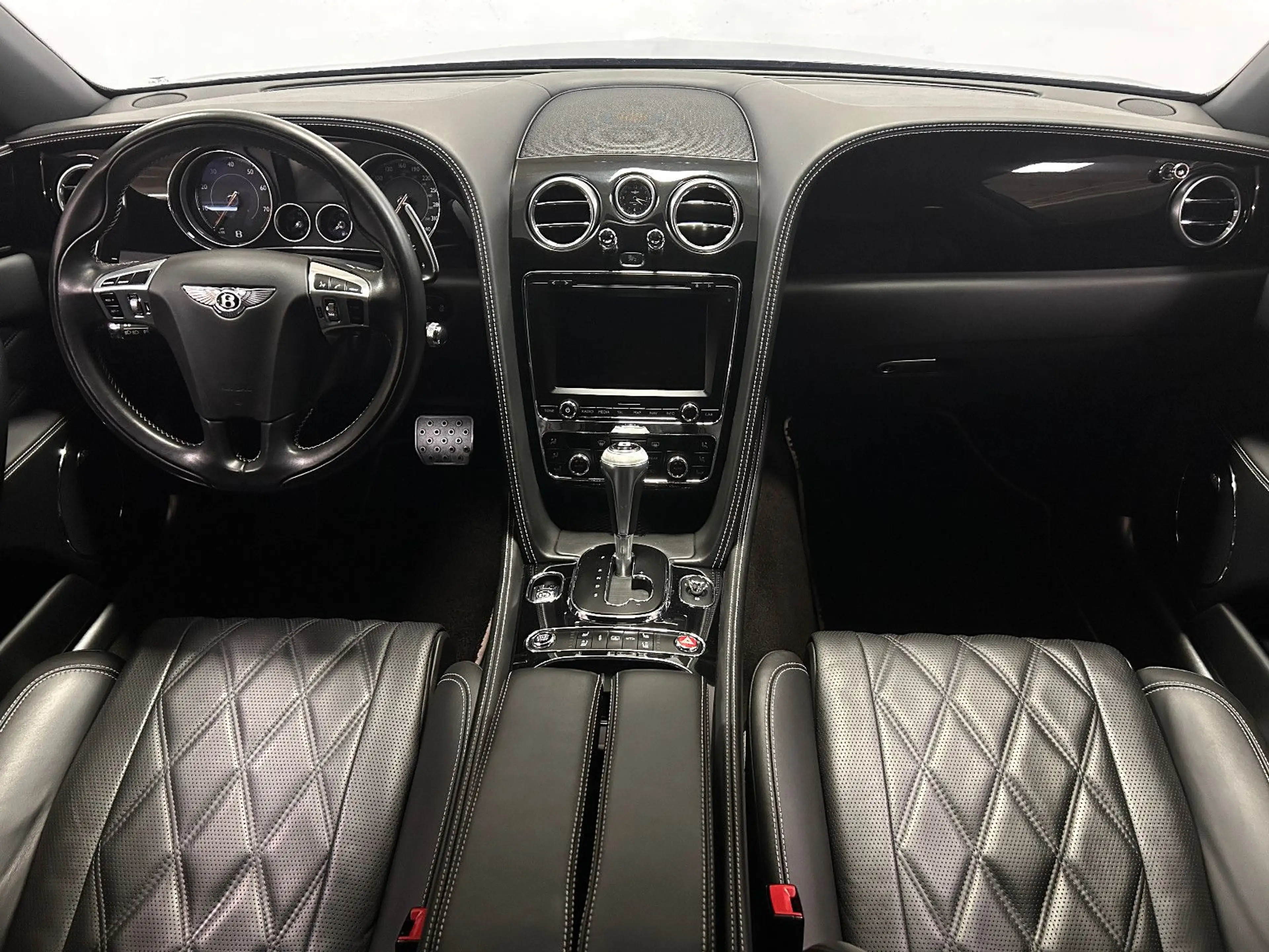 Bentley Flying Spur 4.0 V8 | Deutsches Fzg. - All Black! — photo 12