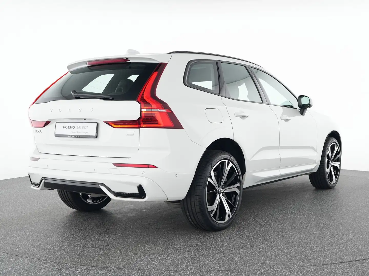 Volvo XC60 T8 Recharge AWD R-Design 19"+FOUR-C+ACC+360 Weiß - 2
