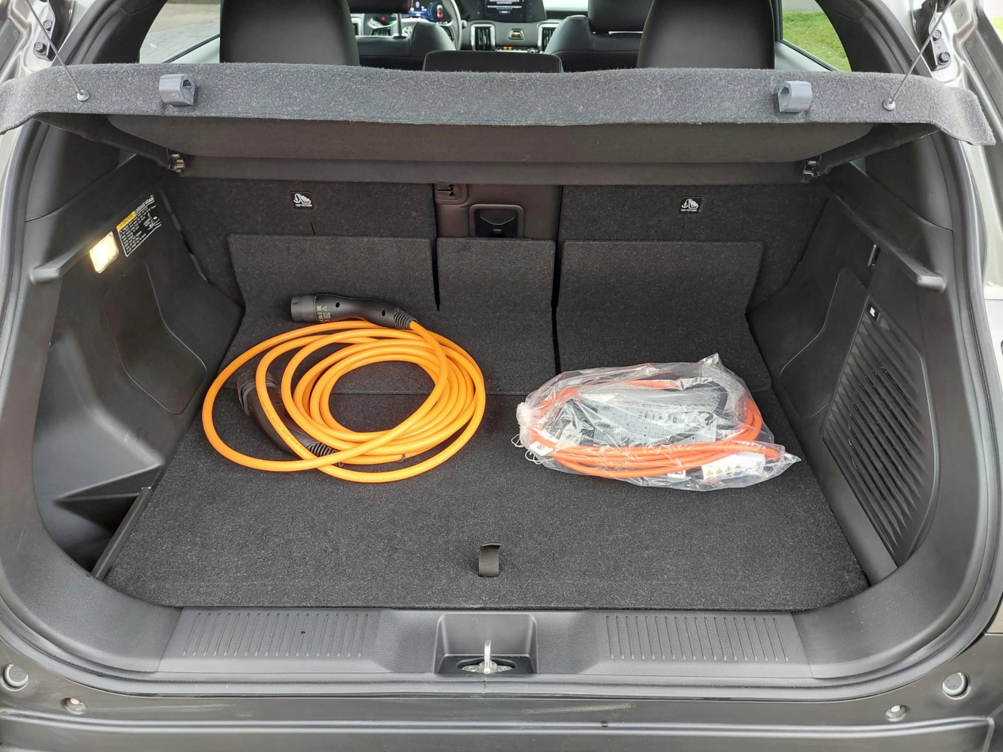 Toyota Urban Cruiser 61kWh 174pk 2WD Style — photo 11