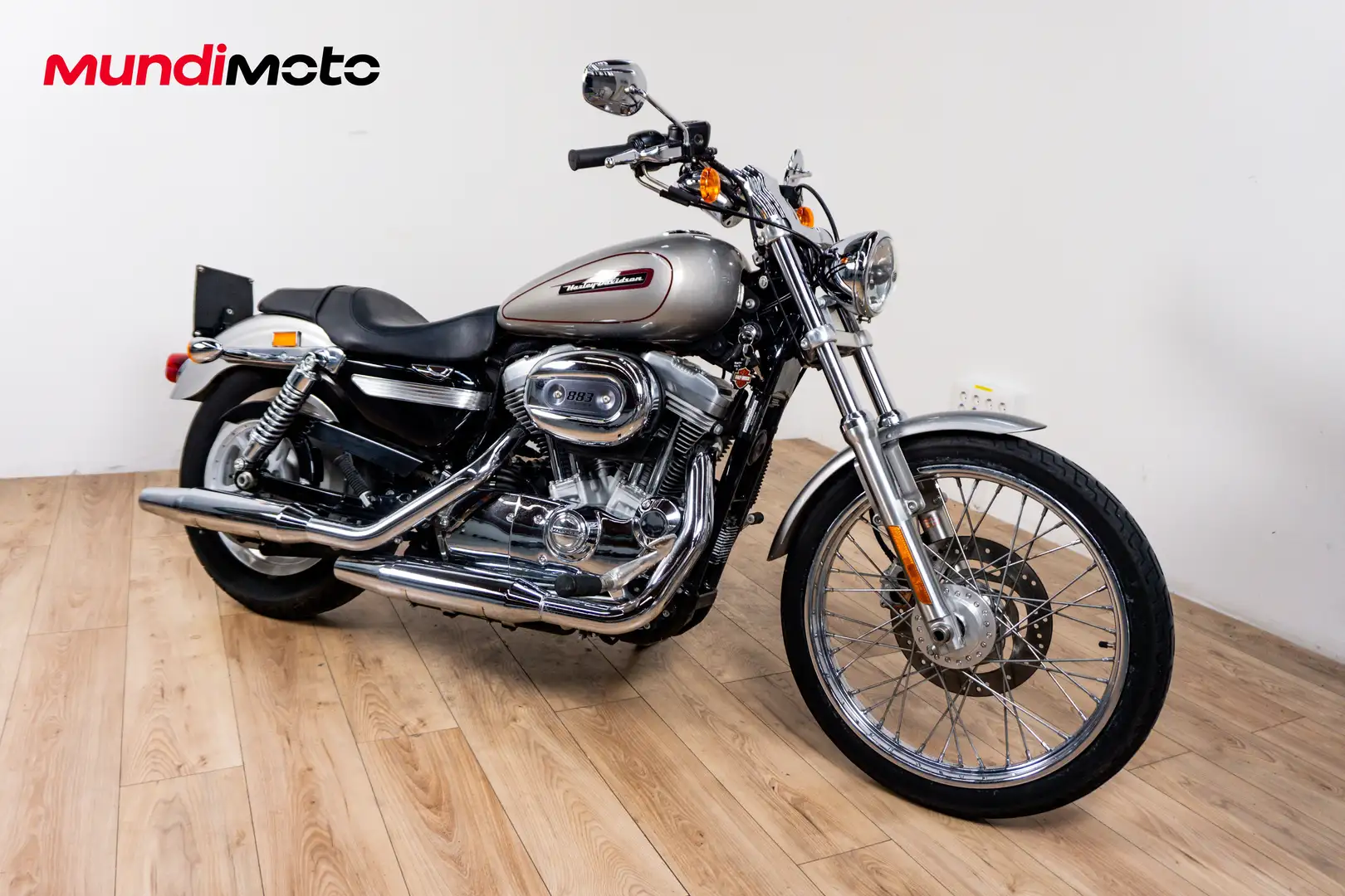 Harley-Davidson Sportster XL 883 - 2
