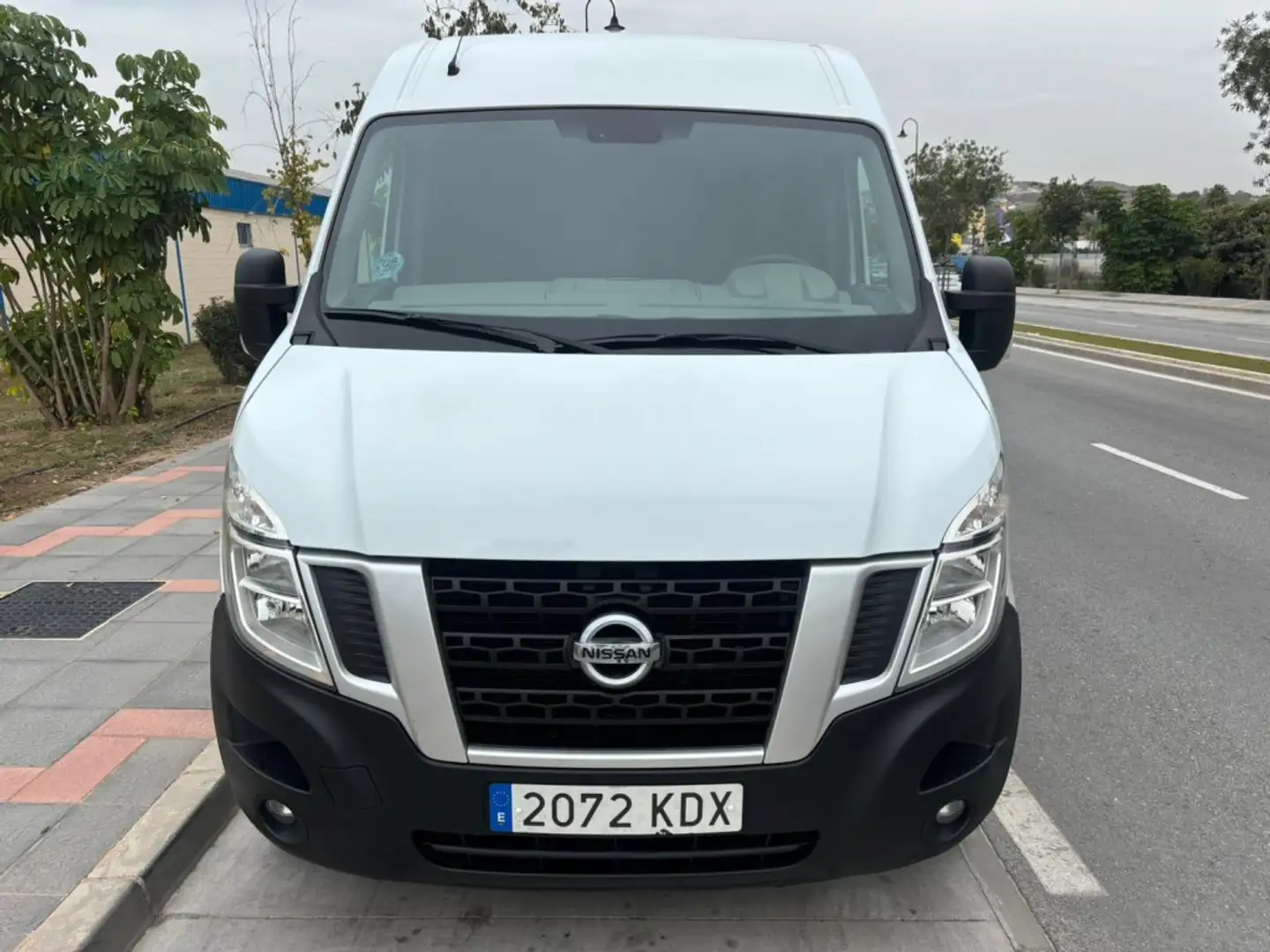 Nissan NV400 Fg. 2.3dCi 130 L3H2 3.5T FWD Basic Weiß - 2