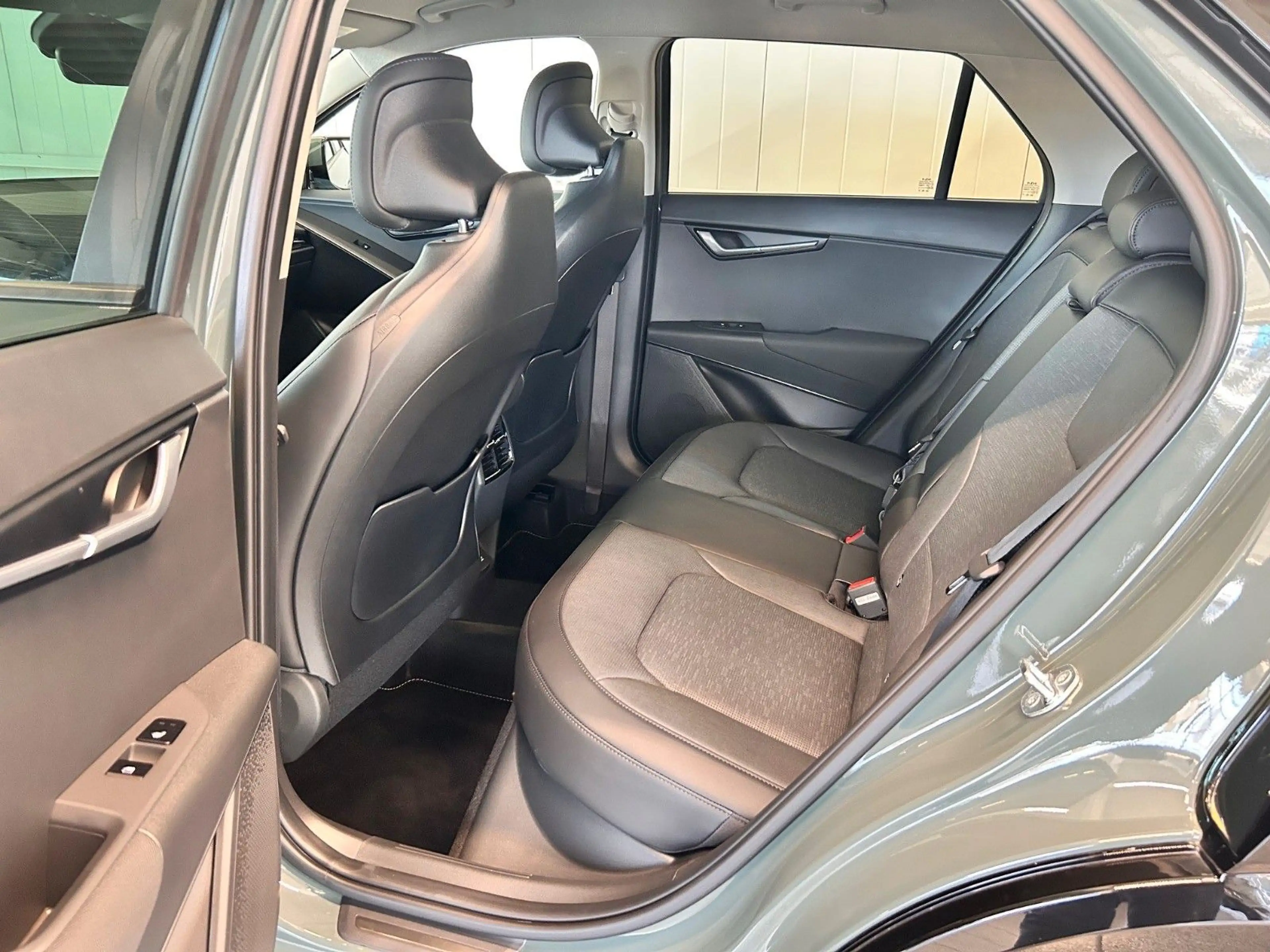 Kia Niro 1.6 Plug-in Hybrid Spirit, Tech.- & Relax — photo 10