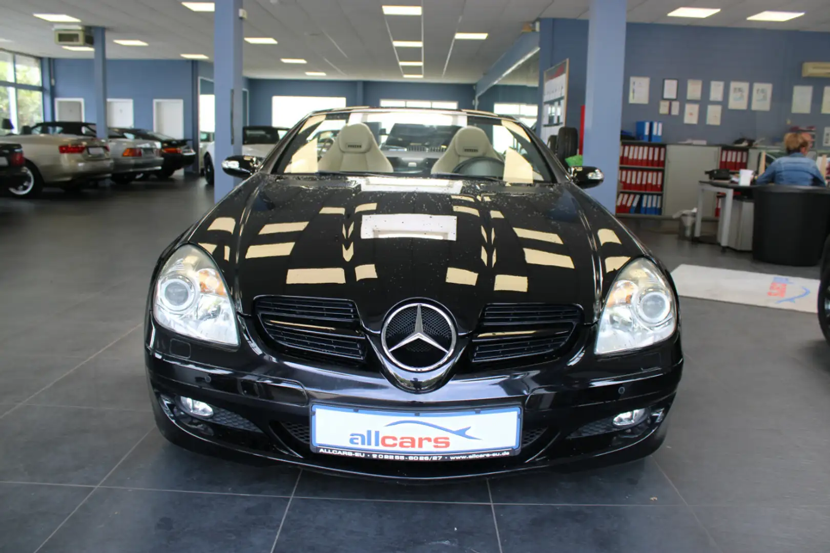 Mercedes-Benz SLK 200 K Aut. - Leder - SHZ - Airscarf - Schwarz - 2