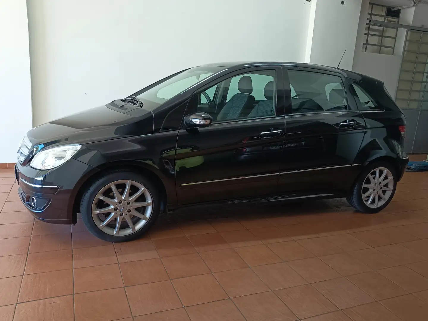 Mercedes-Benz B 200 Classe B - T245 cdi Sport Nero - 2
