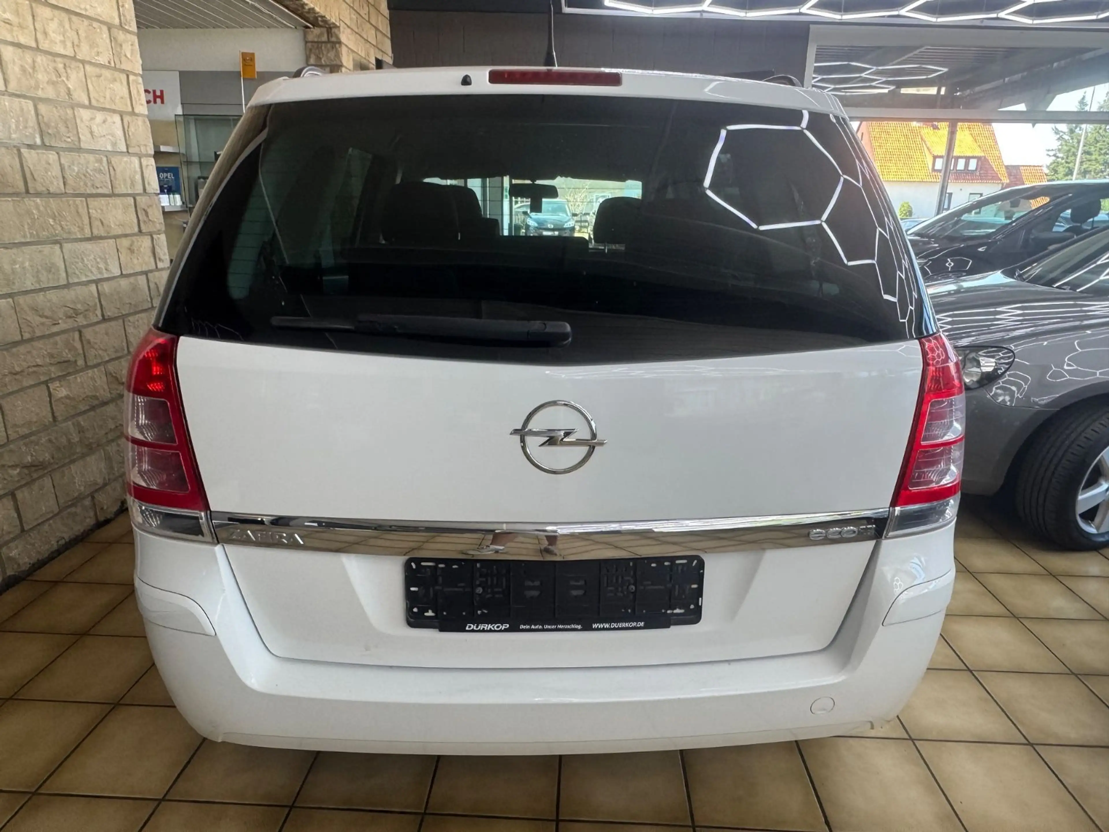 Opel Zafira B Family*Klima*Tempomat*7 Sitzer*Hu&Au Ne — photo 5