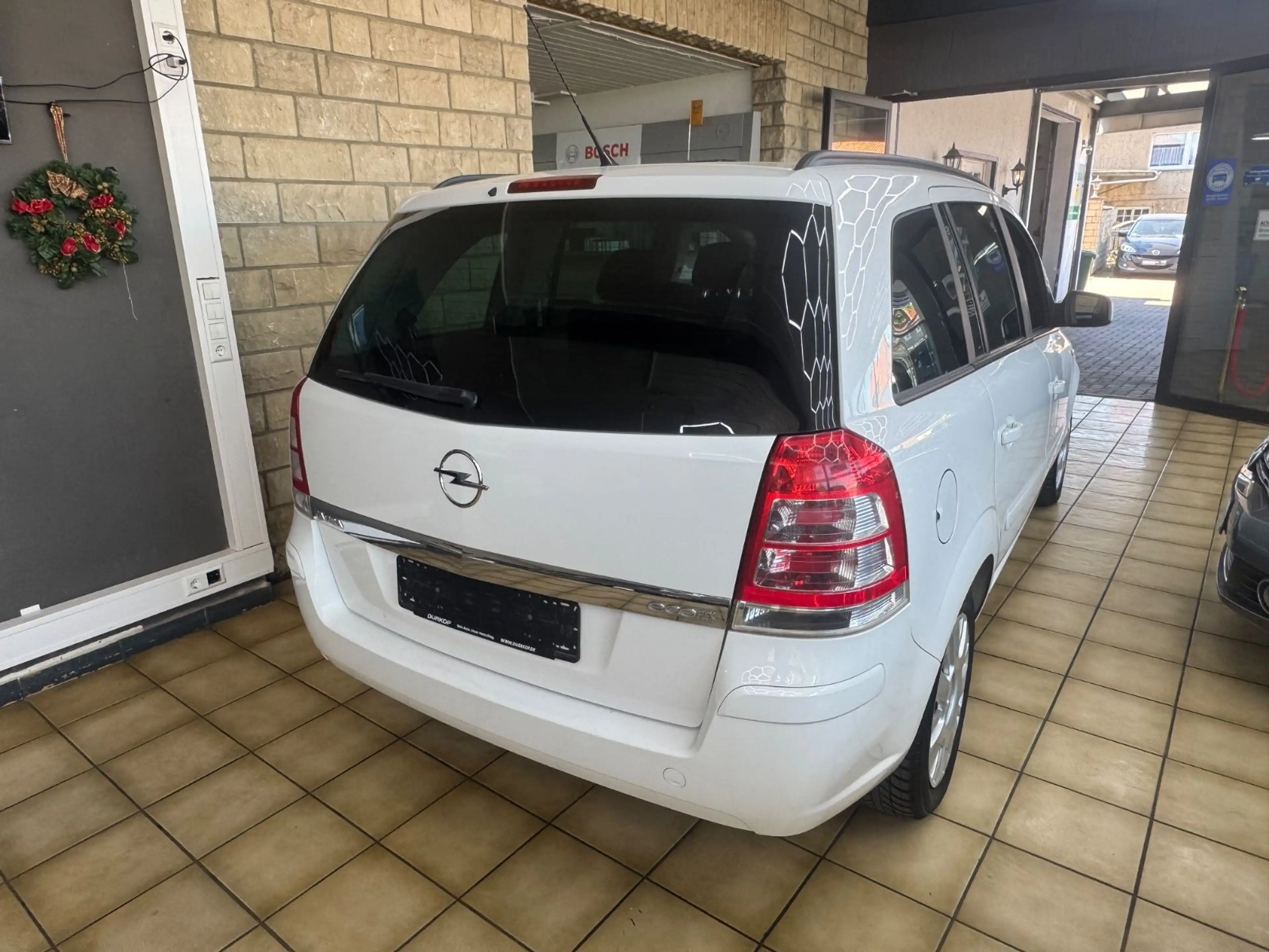 Opel Zafira B Family*Klima*Tempomat*7 Sitzer*Hu&Au Ne — photo 4