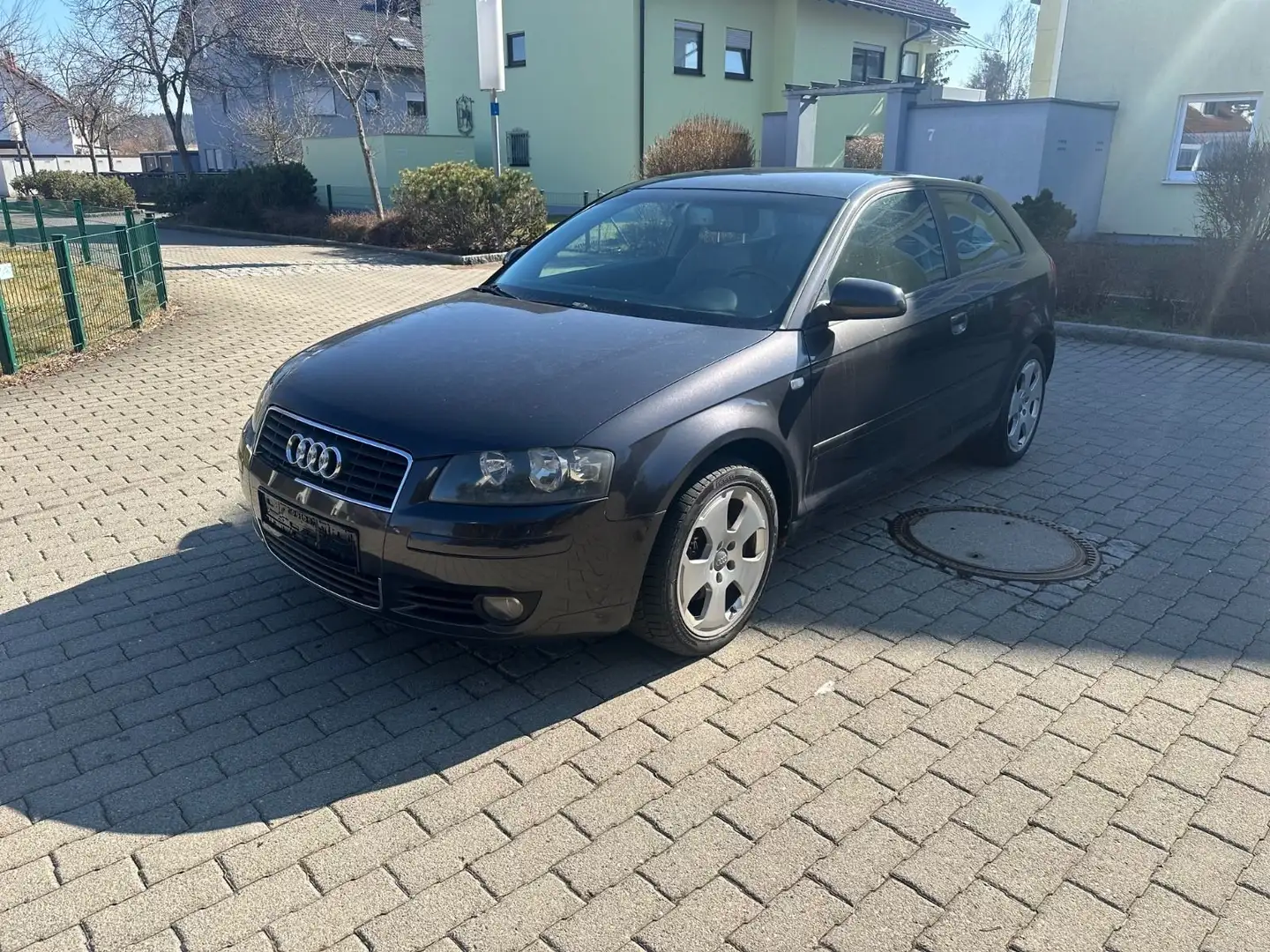 Audi A3 2.0 FSI Ambition 6bak Noir - 1