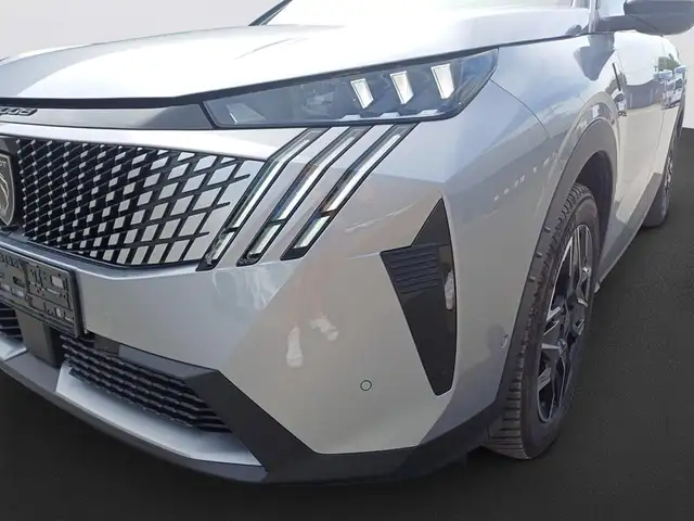 Peugeot 5008 view 9