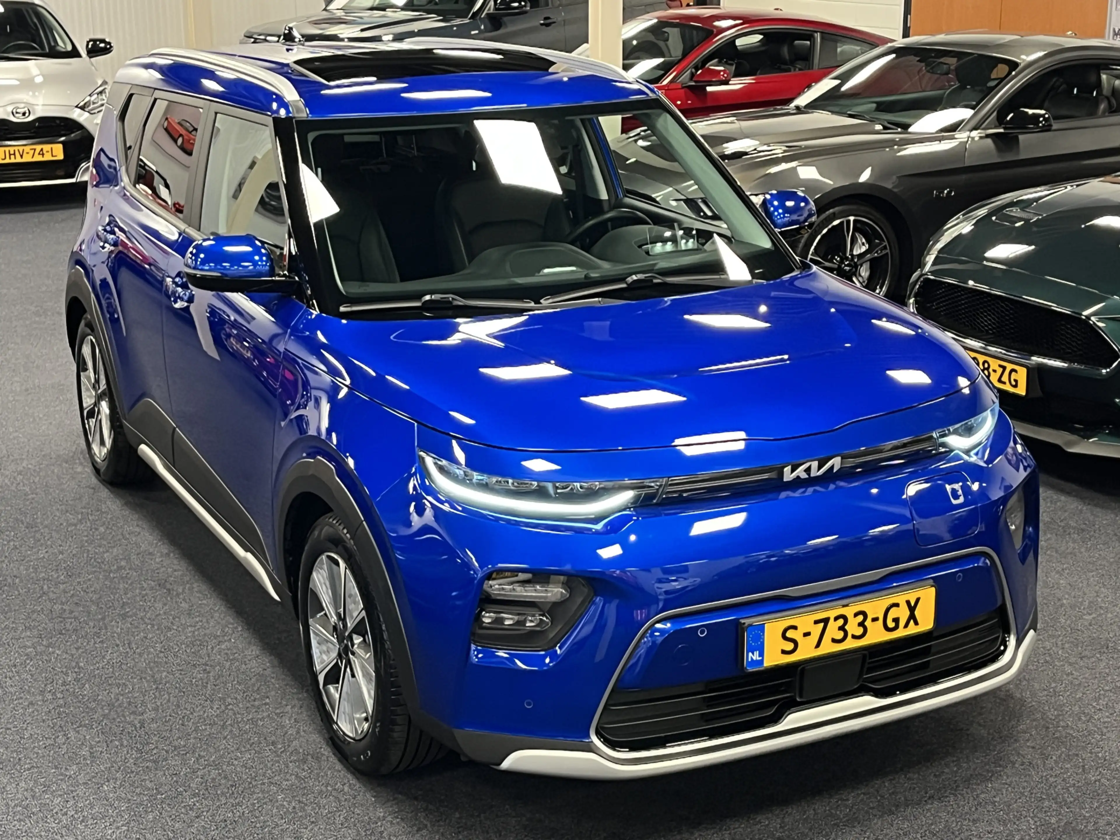 Kia Soul e-Soul ExecutiveLine 64kWh 204PK Automaat | SOH 10 — photo 4