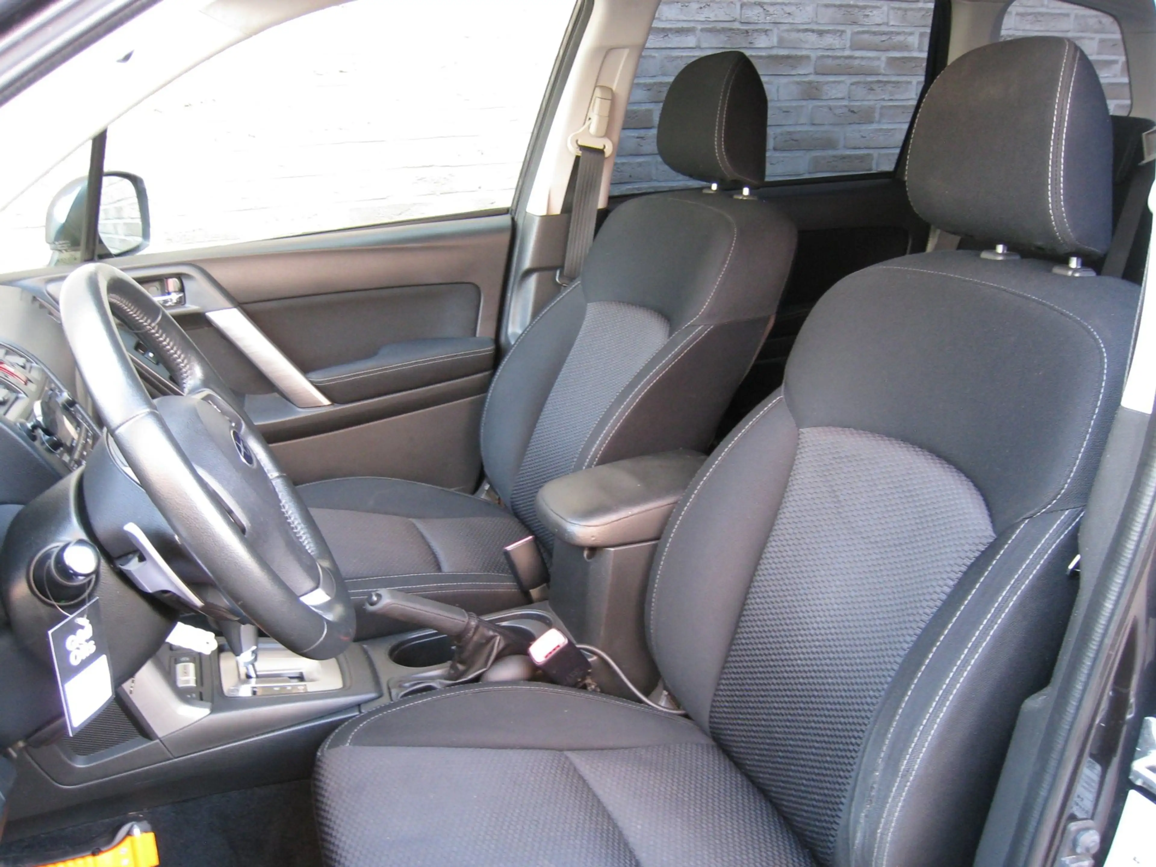 Subaru Forester 2.0 Luxury -Trekhaak - Achteruitrijcamera - Cruise — photo 18