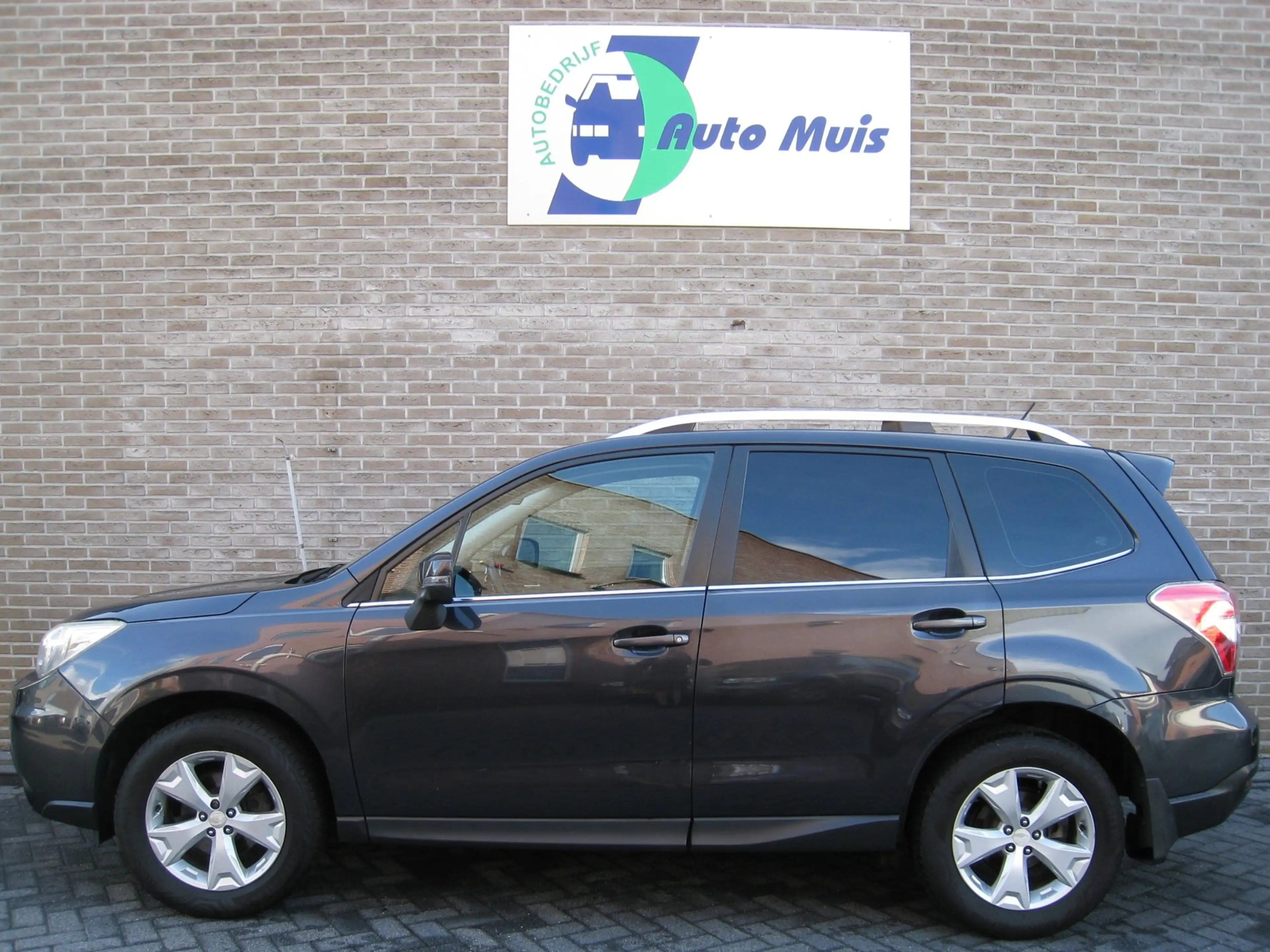 Subaru Forester 2.0 Luxury -Trekhaak - Achteruitrijcamera - Cruise — photo 25