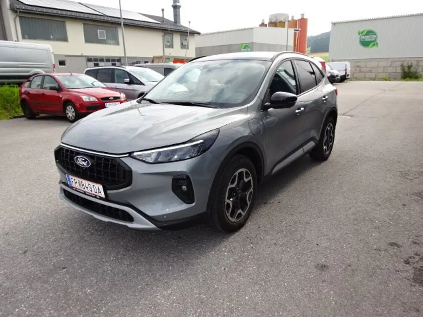 Ford Kuga 2,5 Duratec PHEV Active X Aut. Silber - 2
