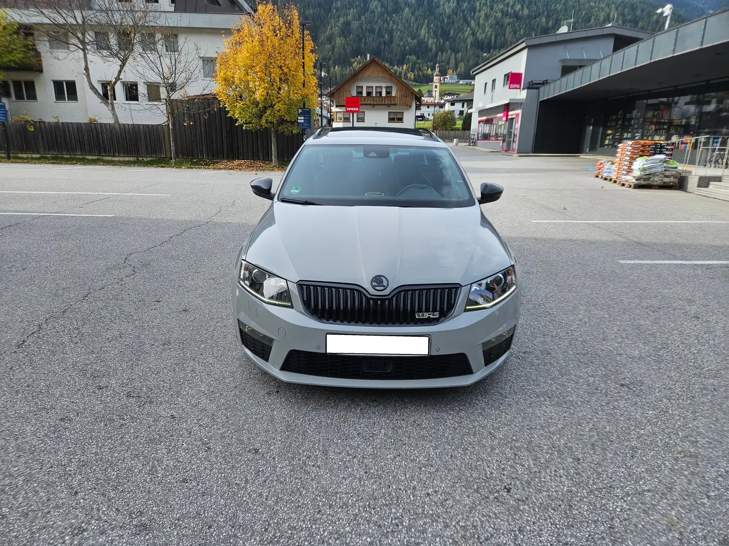 Skoda Octavia Combi RS 2,0 TDI 4x4 DSG RS Vollaustattung Grau - 2