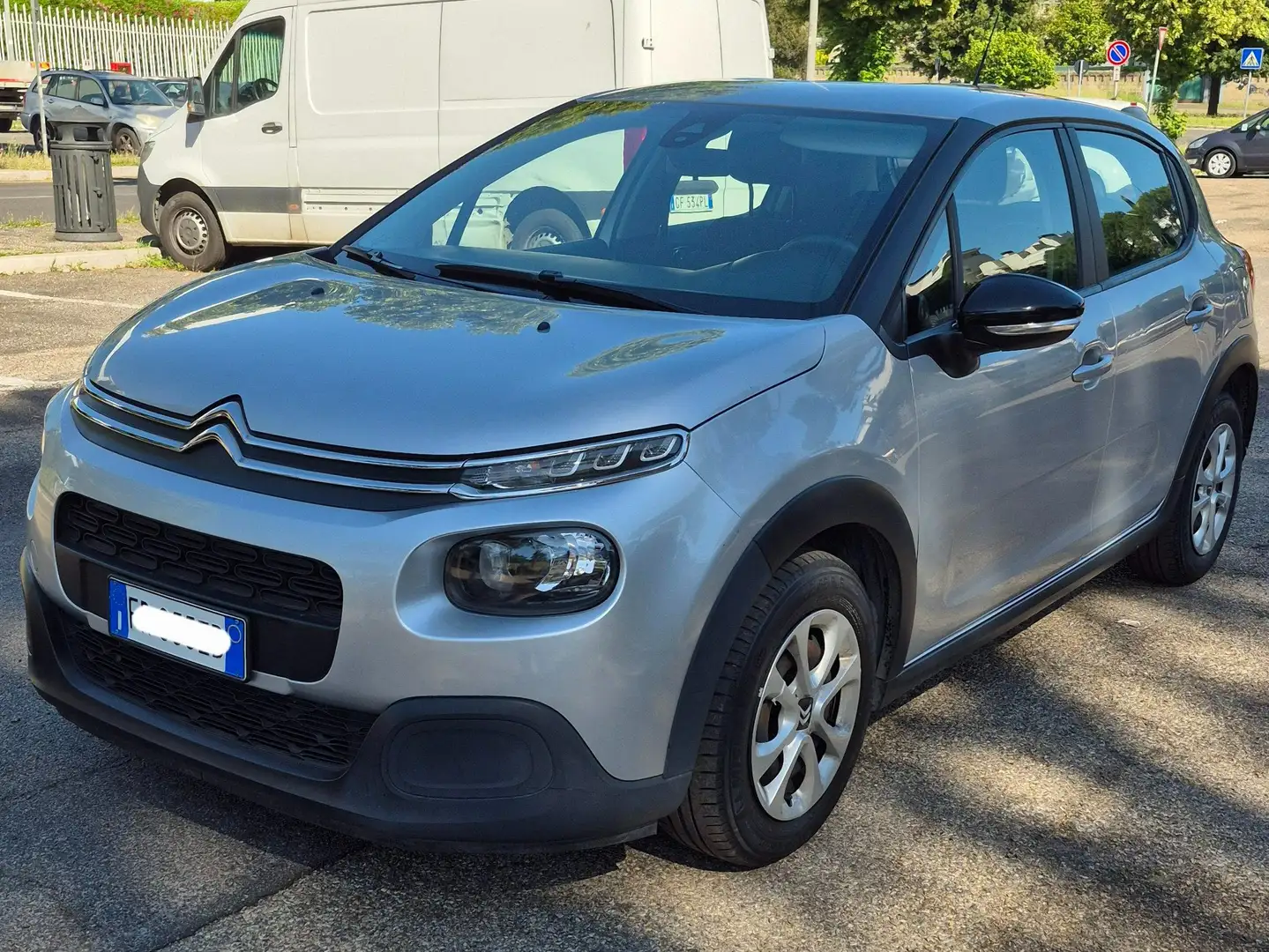 Citroen C3 C3 III 2017 1.6 bluehdi Shine s Argento - 1