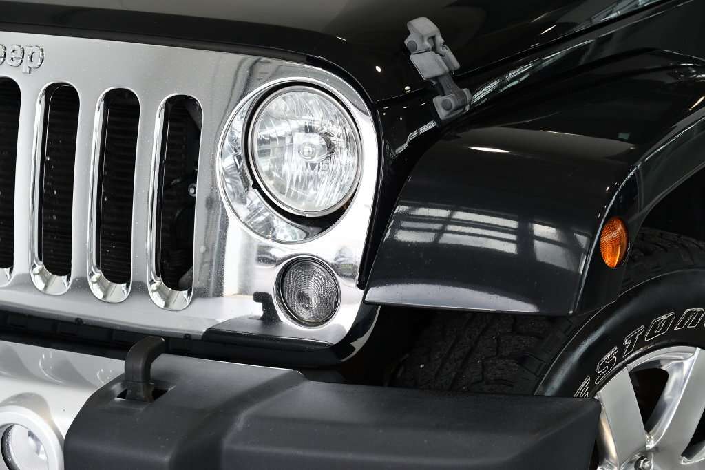 2015 Jeep Wrangler Unlimited Sahara Sièges en cuir chauffants | Navig — снимка 1