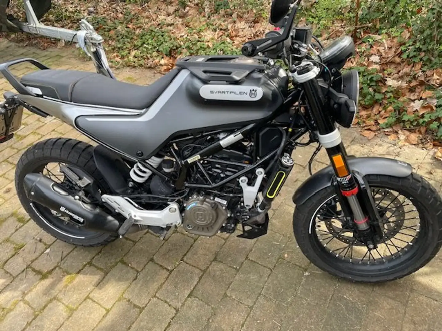 Husqvarna Svartpilen 125 - 1