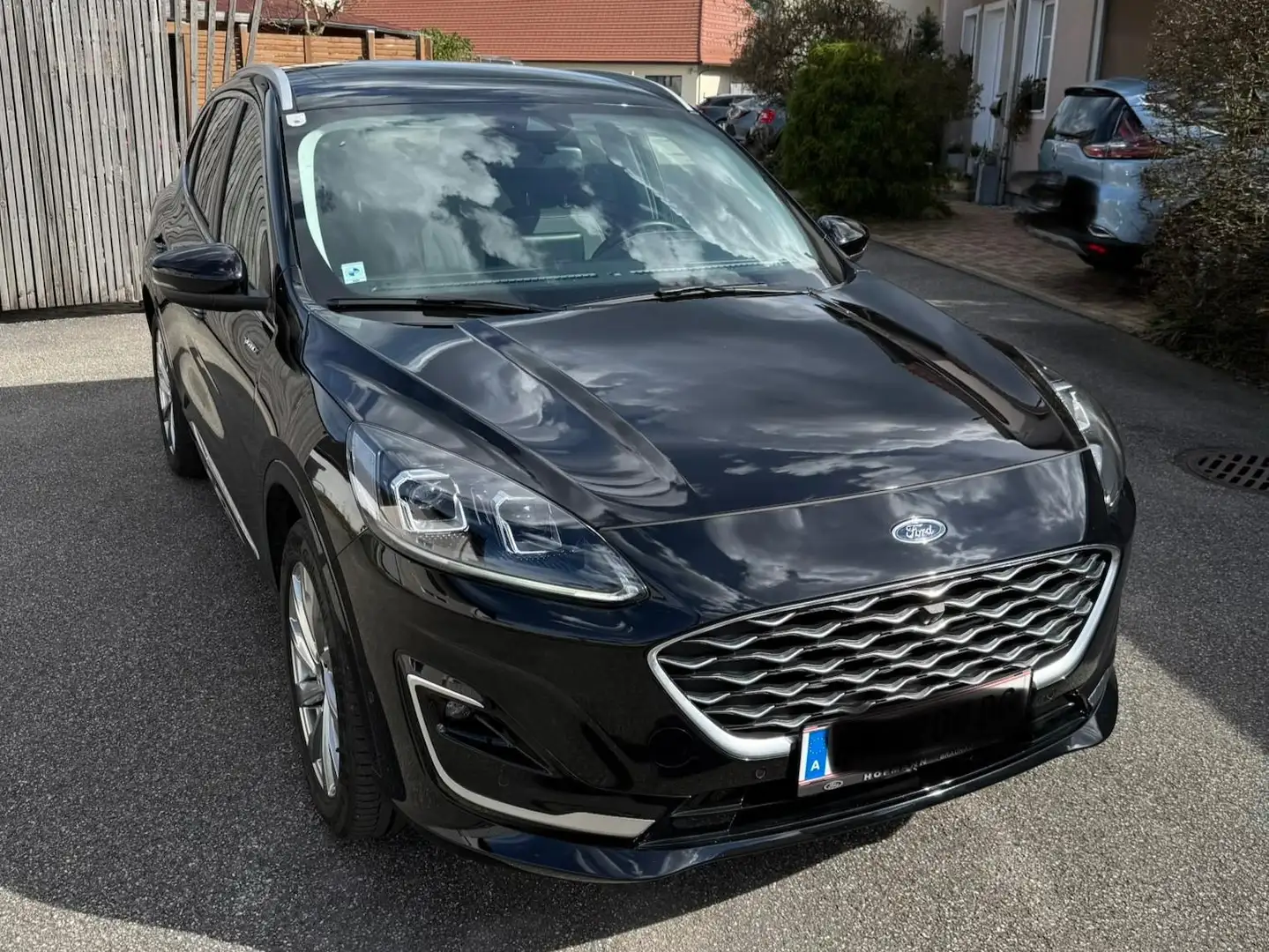 Ford Kuga Kuga 2,5 Duratec PHEV Vignale Aut. Vignale Schwarz - 2