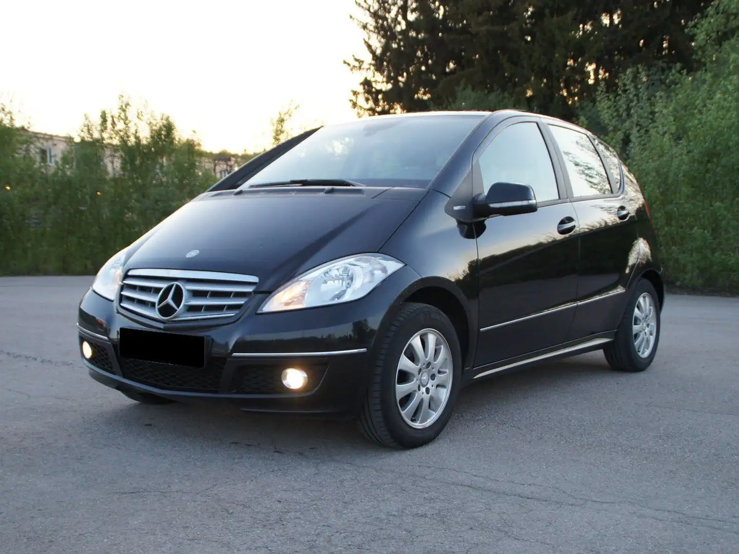Mercedes-Benz A 160 Année du modèle: 2011 - 2
