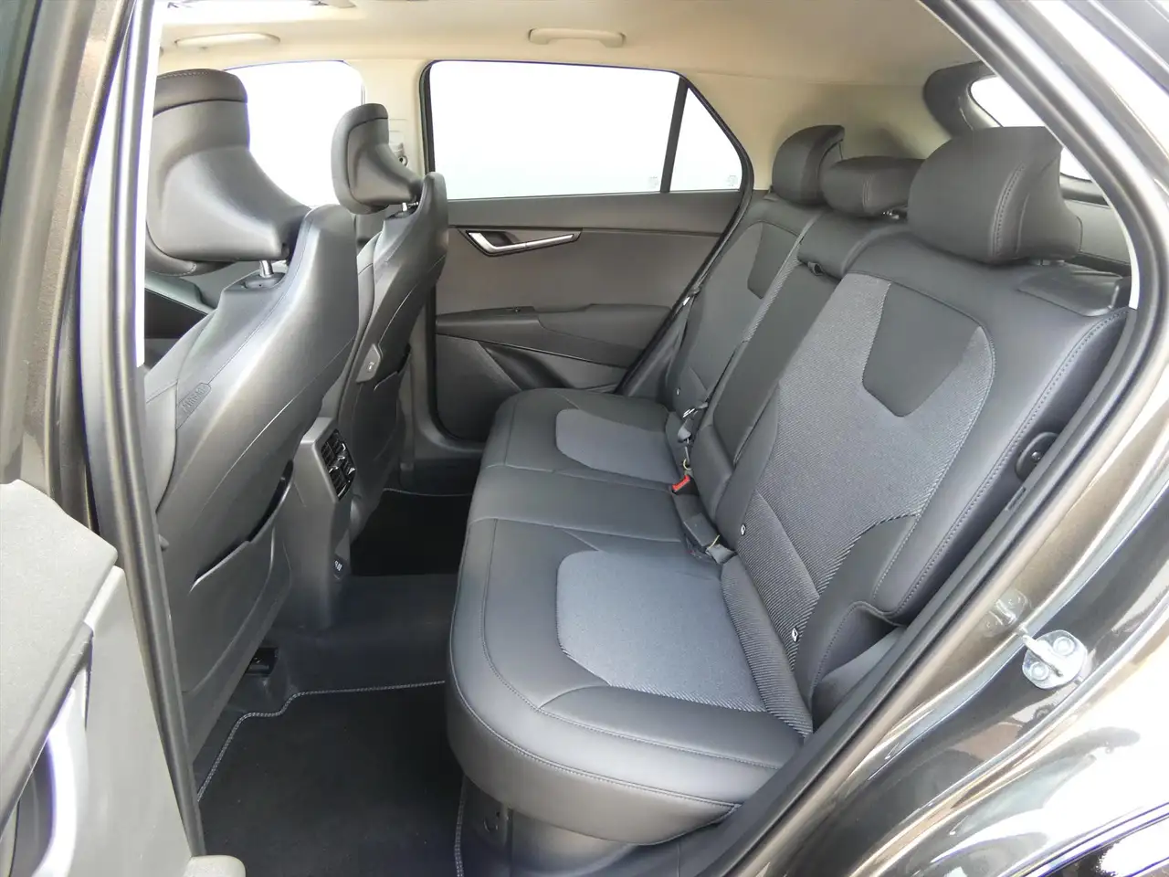 Kia Niro 2026 — фото 12