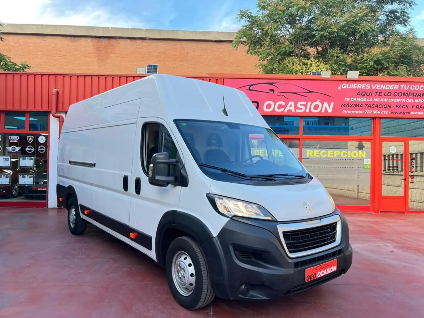 Peugeot Boxer Furgón 2.2BlueHDI 435 L4H3 S&S 140 Blanco - 1