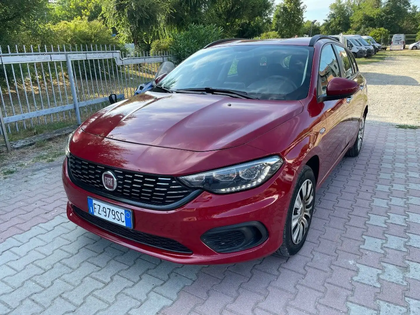 Fiat Tipo 1.6 Mjt S&S SW Easy Rosso - 1