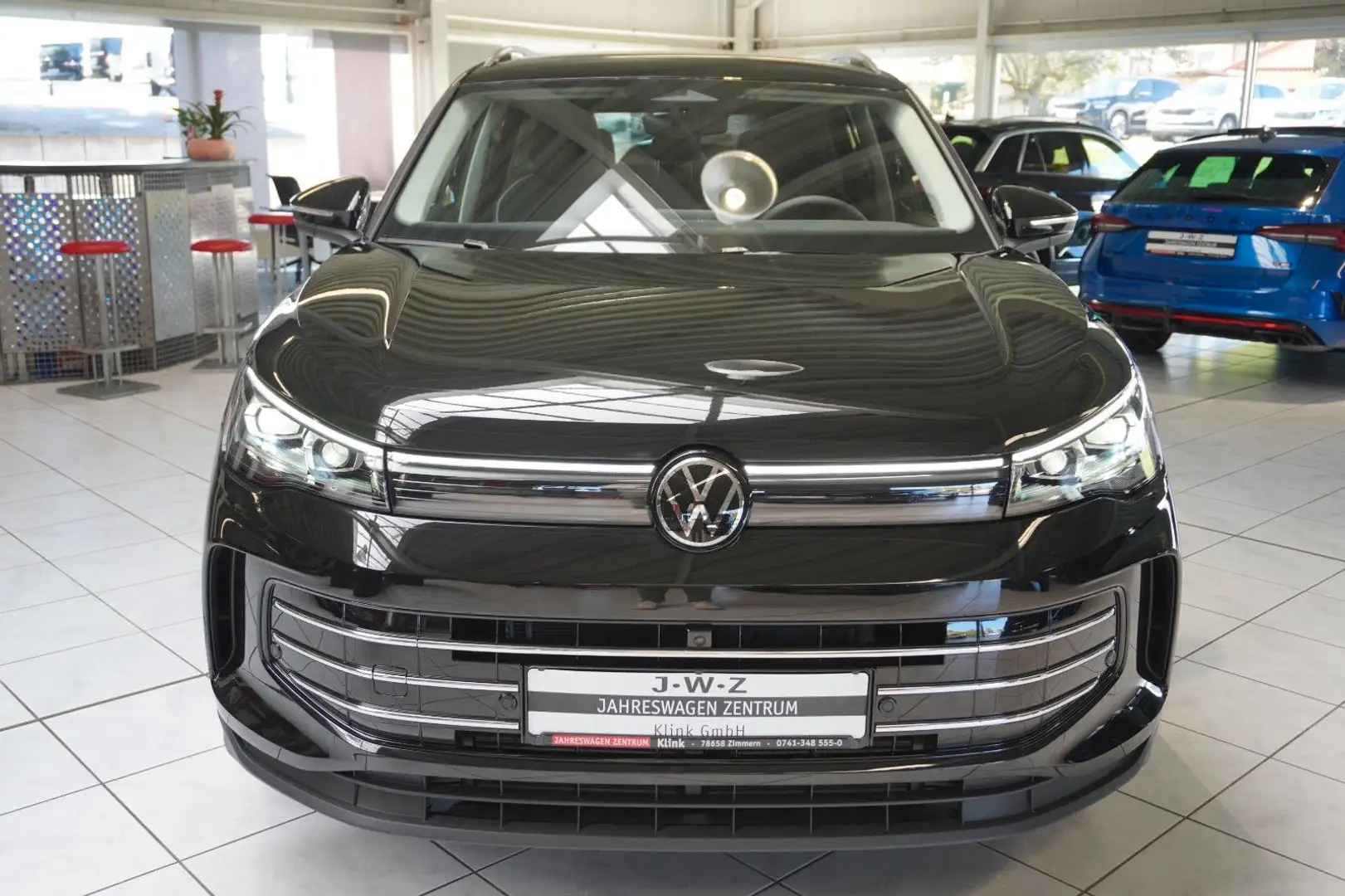 Volkswagen Tiguan Elegance1.5 eTSI DSG*AHK*MATRIX*SIDE*360° Schwarz - 2