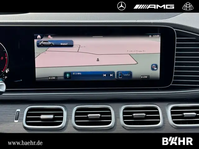Mercedes-Benz 450 view 12