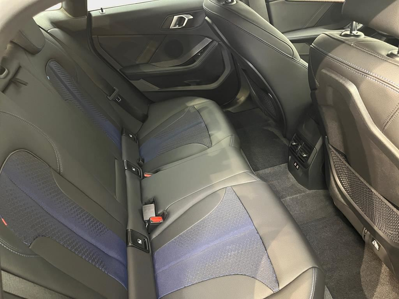 BMW 218 M Sport — photo 15