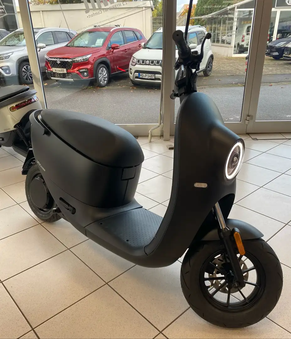 Unu Motors Unu Pro 4 KW - NEU inkl. Überführungskosten Black - 1