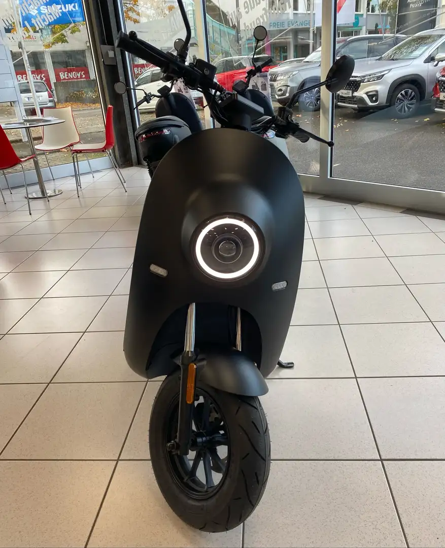 Unu Motors Unu Pro 4 KW - NEU inkl. Überführungskosten Black - 2
