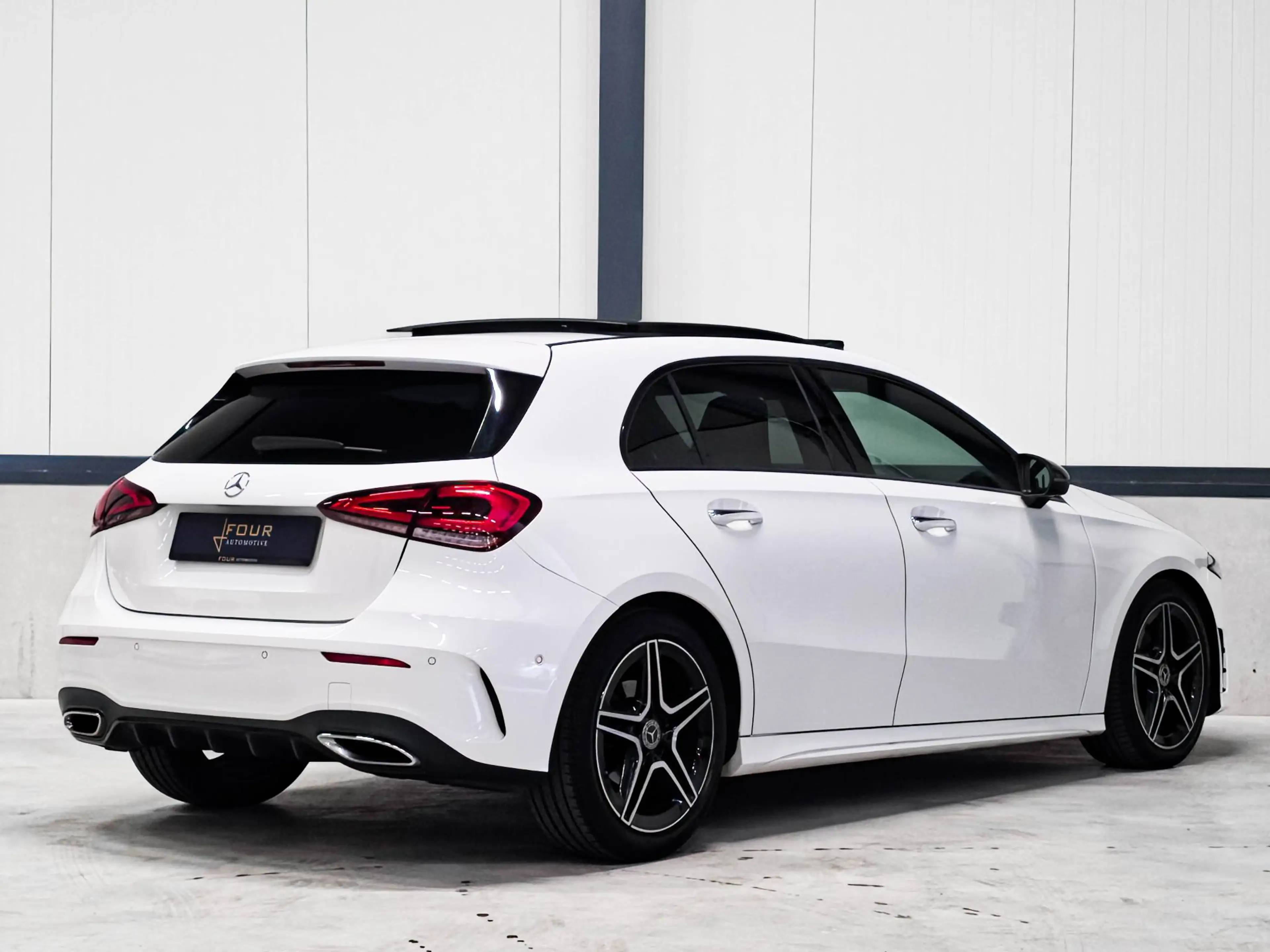 Mercedes-Benz A 180 AMG | Burmester | Panoramadak | Multibeam | Memory — photo 2