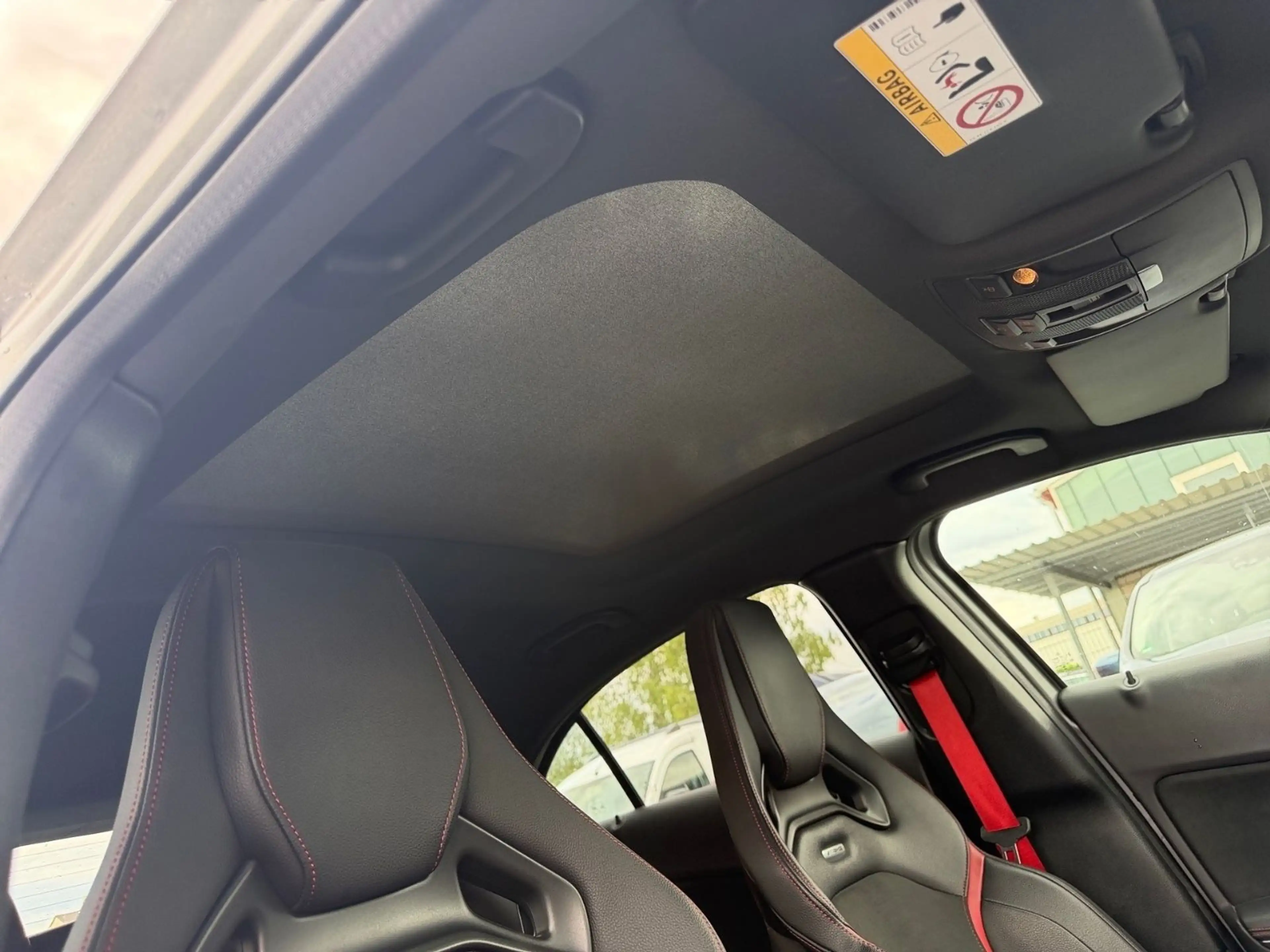Mercedes-Benz A 45 AMG A45 AMG 4Matic Schalensitze Aero Paket — photo 13