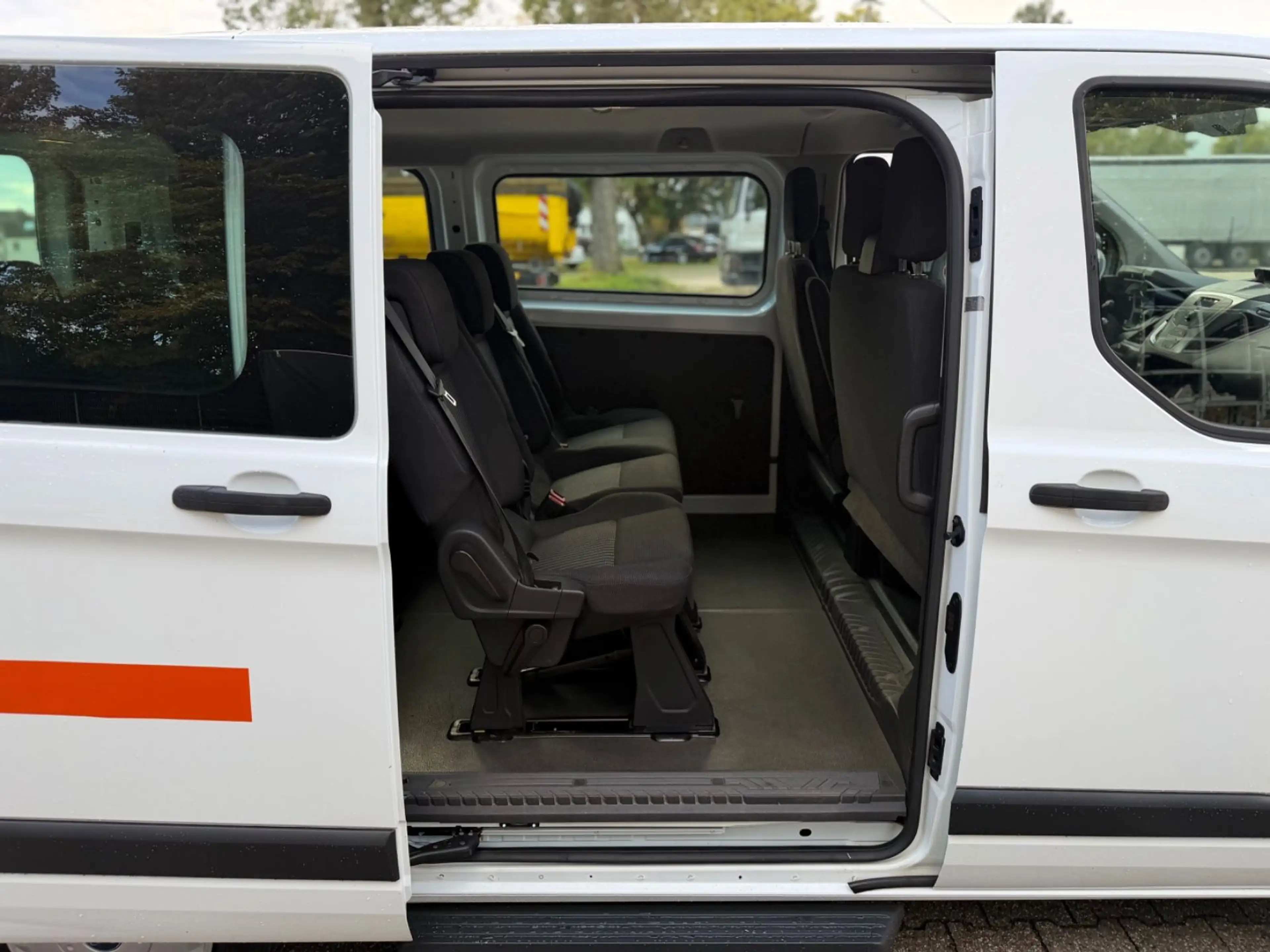Ford Transit Custom 9.Stz Klima PDC 1.Hand — photo 9