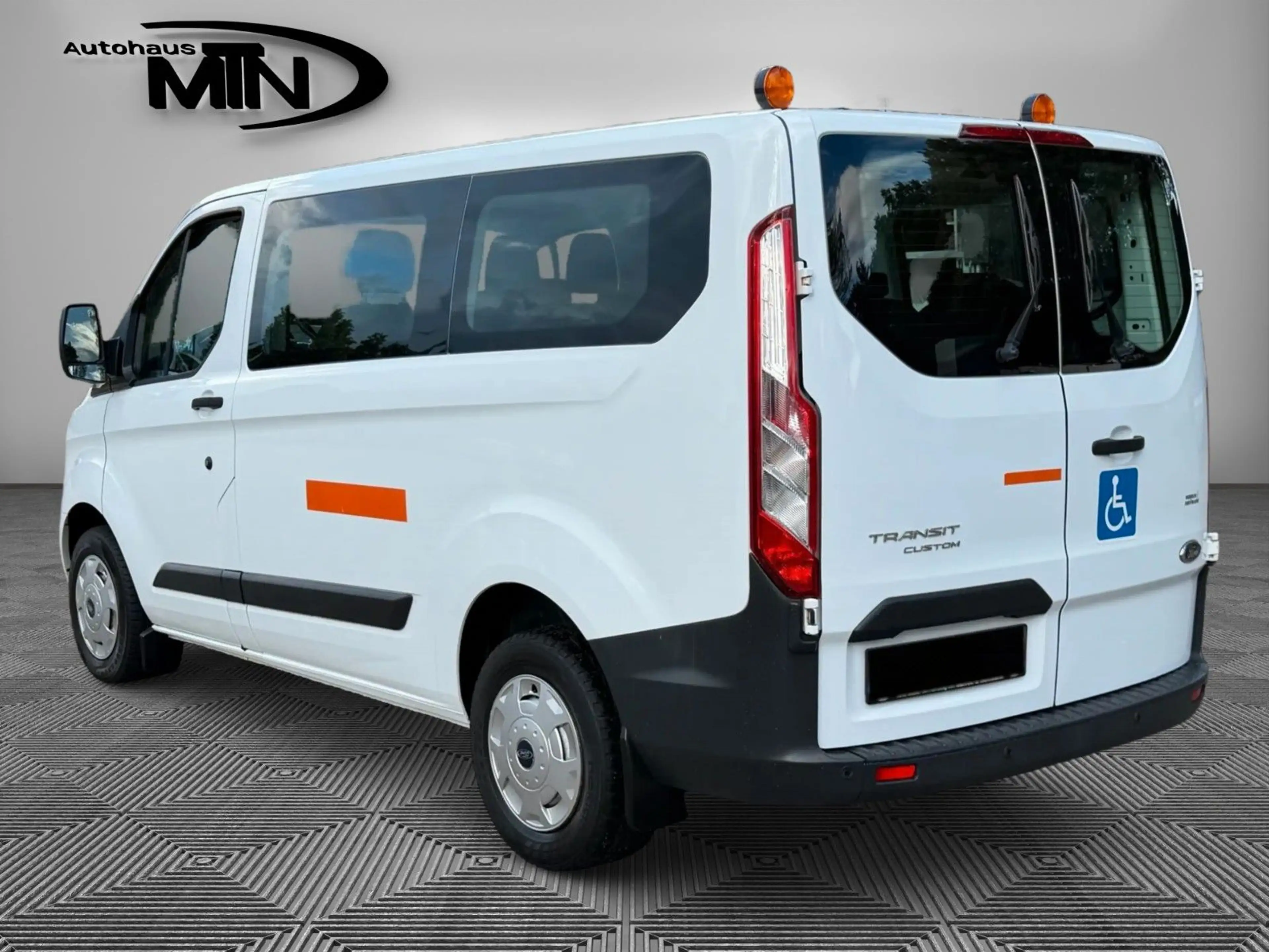 Ford Transit Custom 9.Stz Klima PDC 1.Hand — photo 3