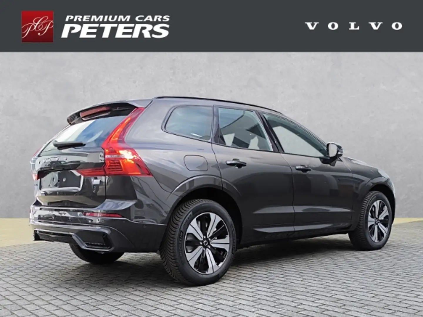 Volvo XC60 Plus Dark Recharge Plug-In Hybrid AWD T6 Twin Engi Grey - 2