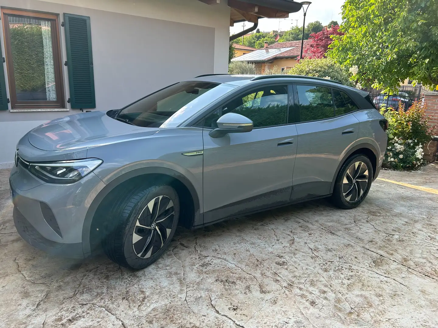 Volkswagen ID.4 ID.4 77 kWh Pro Performance 204cv Grigio - 1