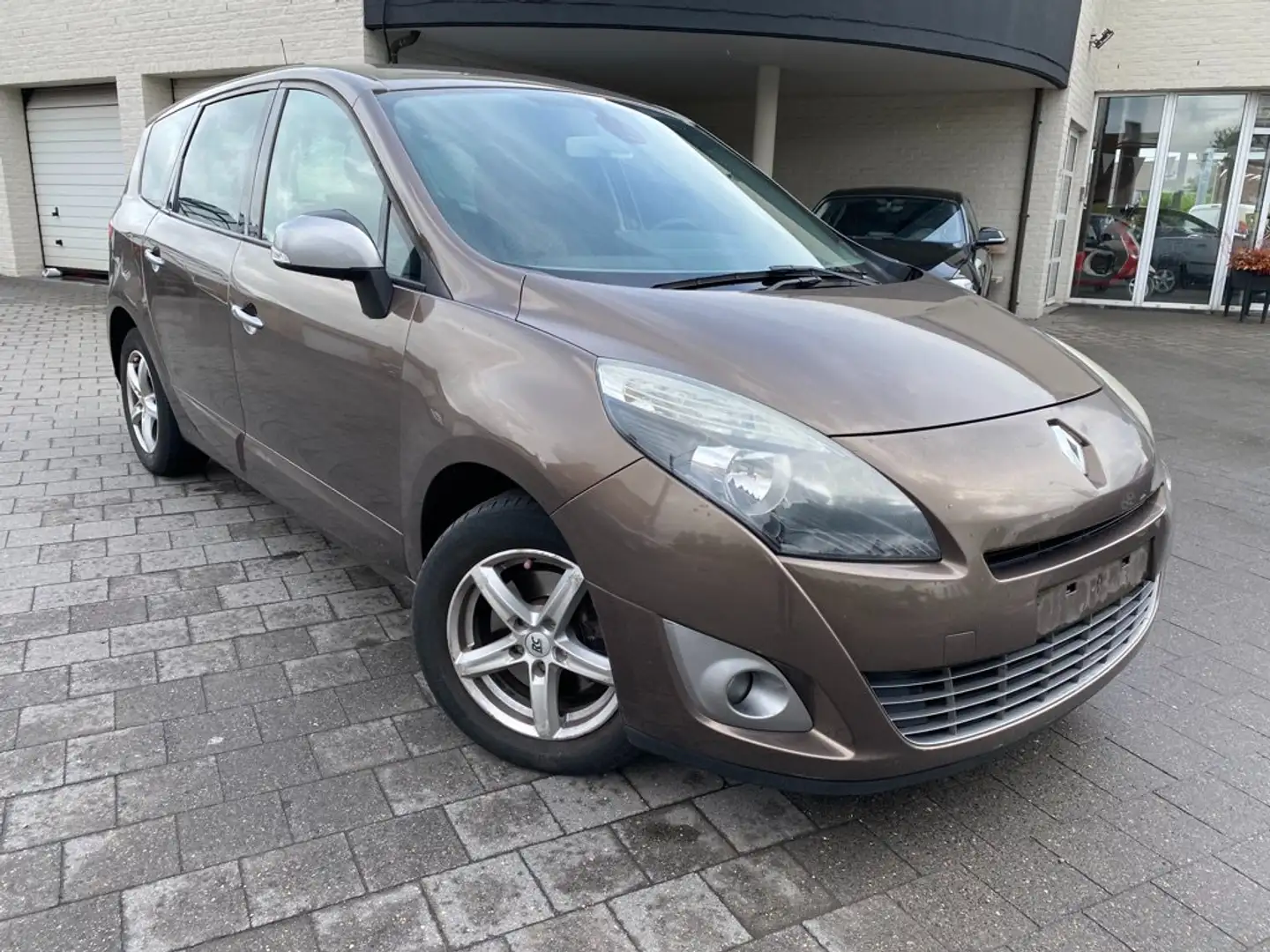 Renault Grand Scenic Grand Scénic 1.6 dCi Energy Bose Edition 5pl. Beige - 2