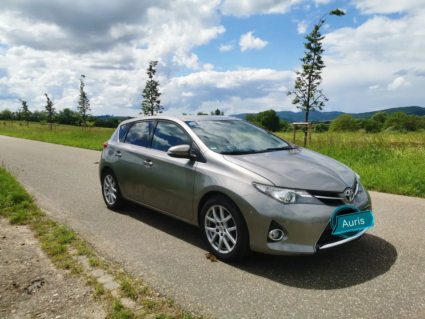 Toyota Auris Auris 1.6 Valvematic Edition Bronze - 1
